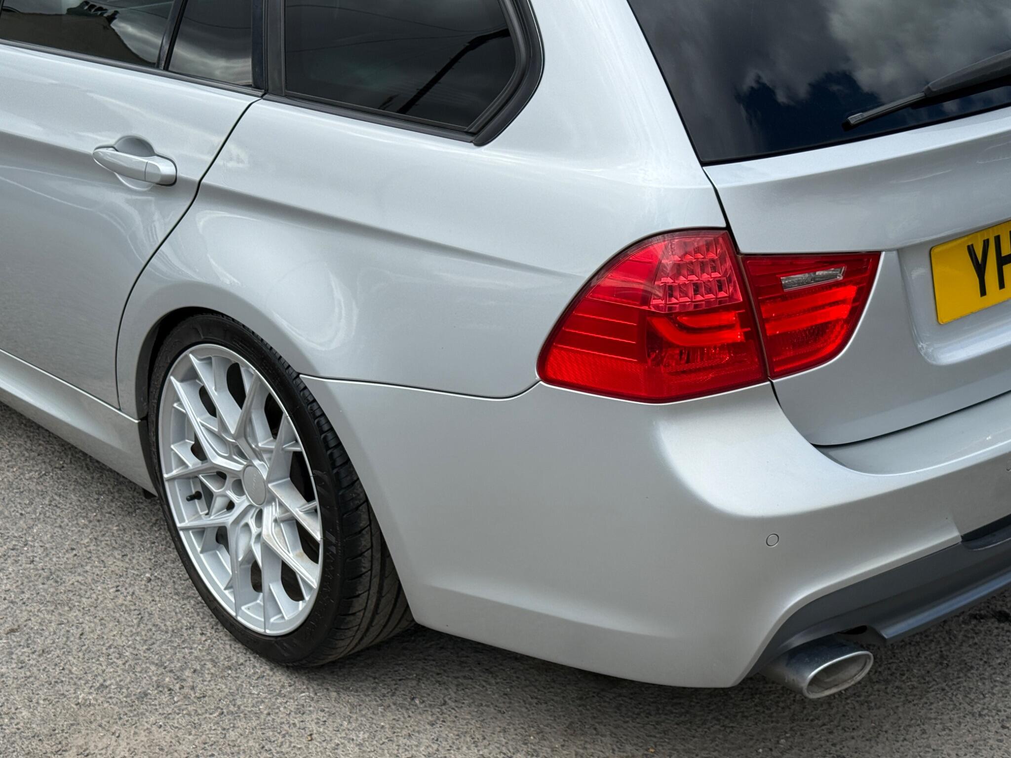 BMW 3 Series - Image 24