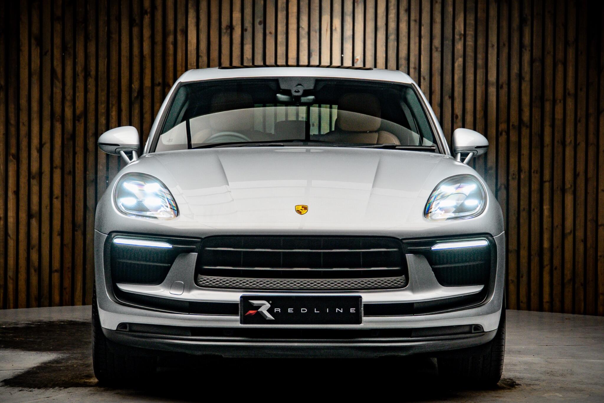 Porsche Macan view 5