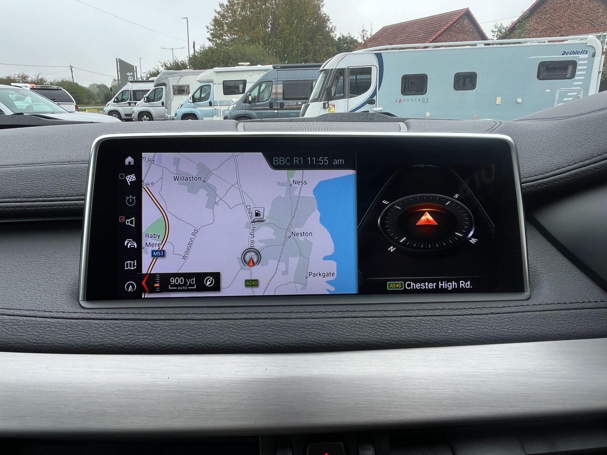 BMW X6 view 15
