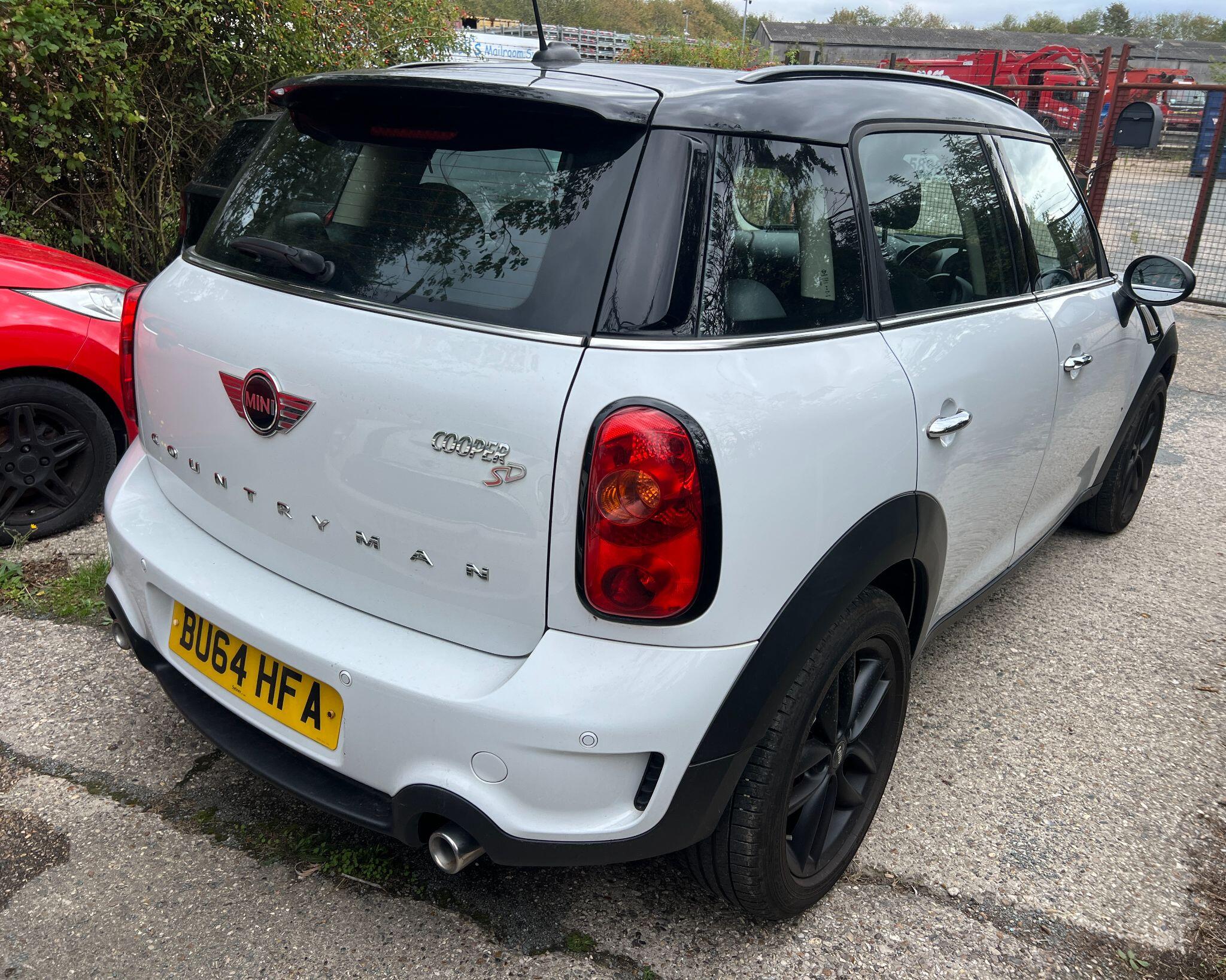 Mini Countryman view 4