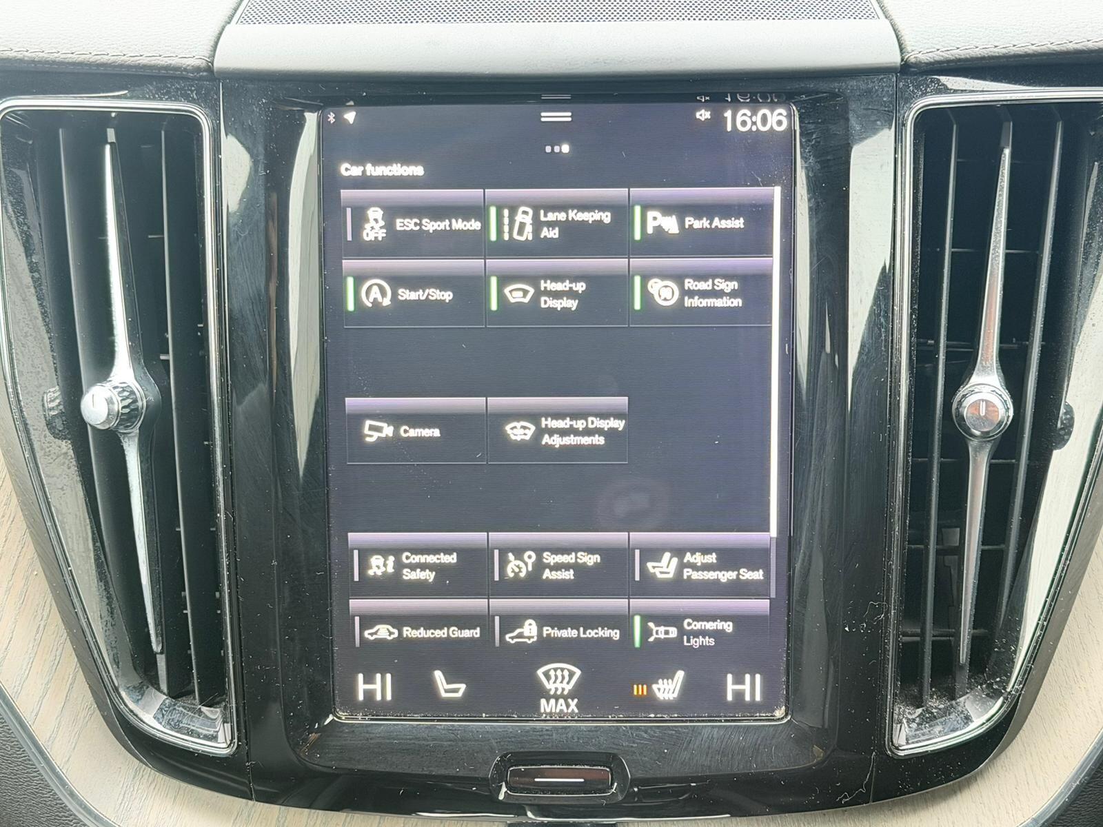 Volvo XC60 view 12
