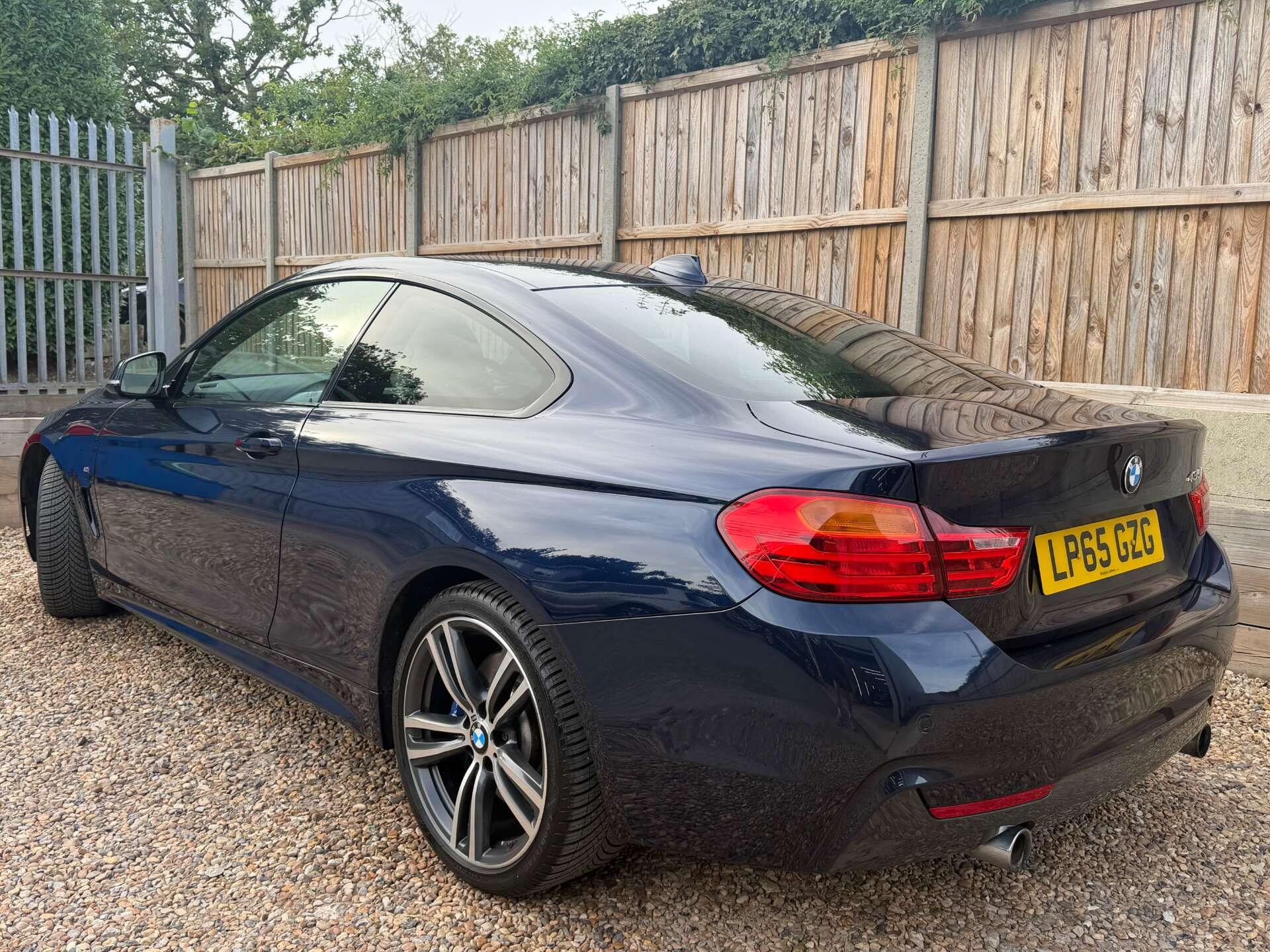 BMW 4 Series view 9