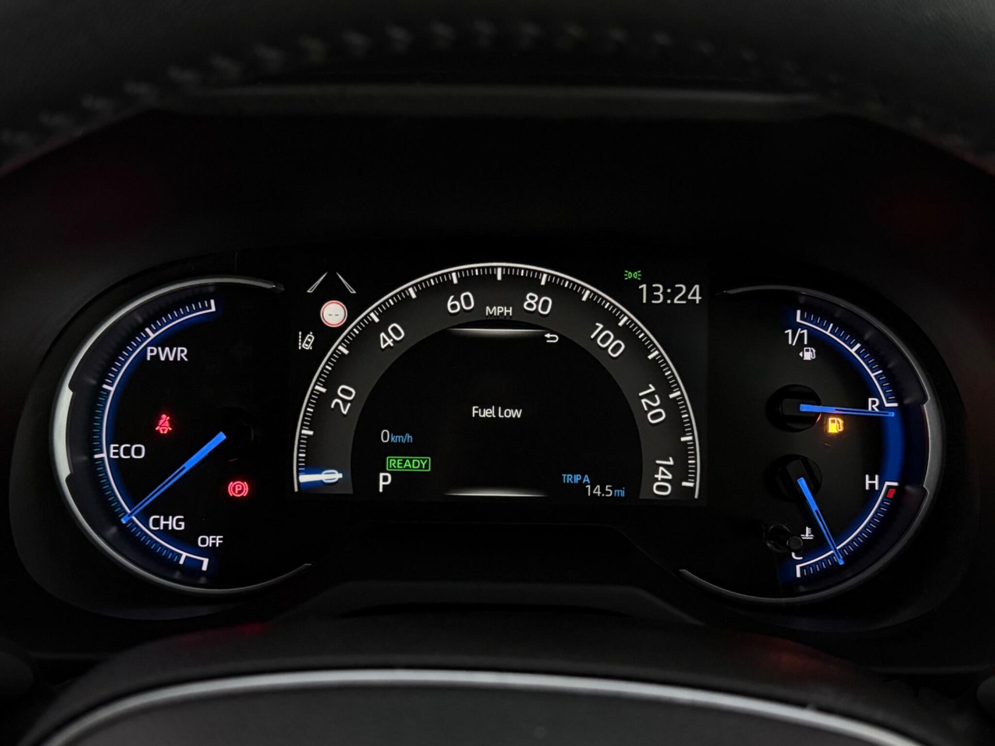 Toyota Rav4 view 16