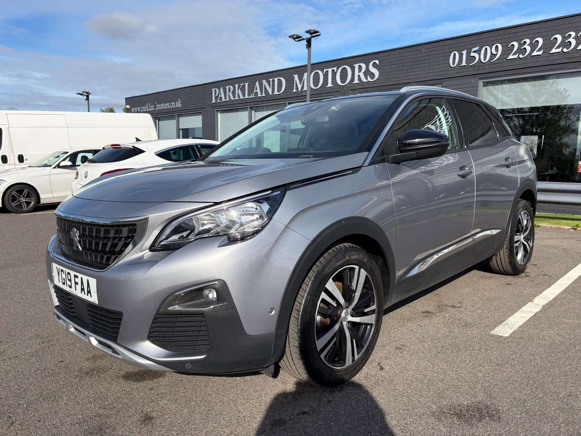 Peugeot 3008 view 4