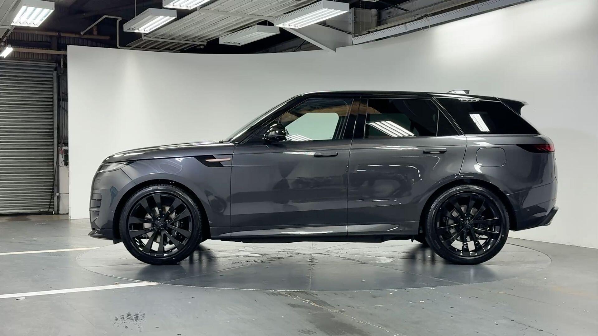 Land Rover Range Rover Sport view 28