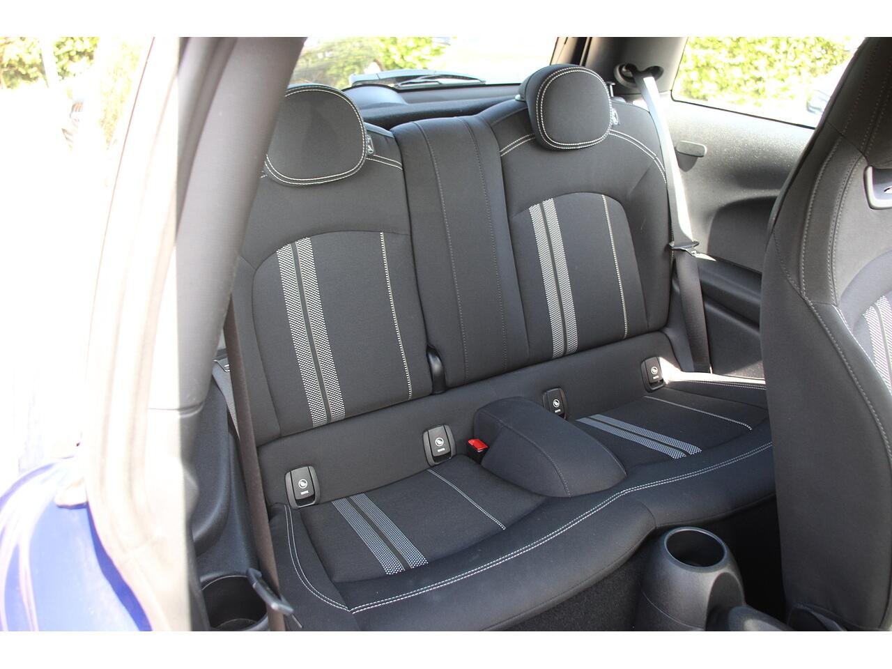Mini Cooper view 18