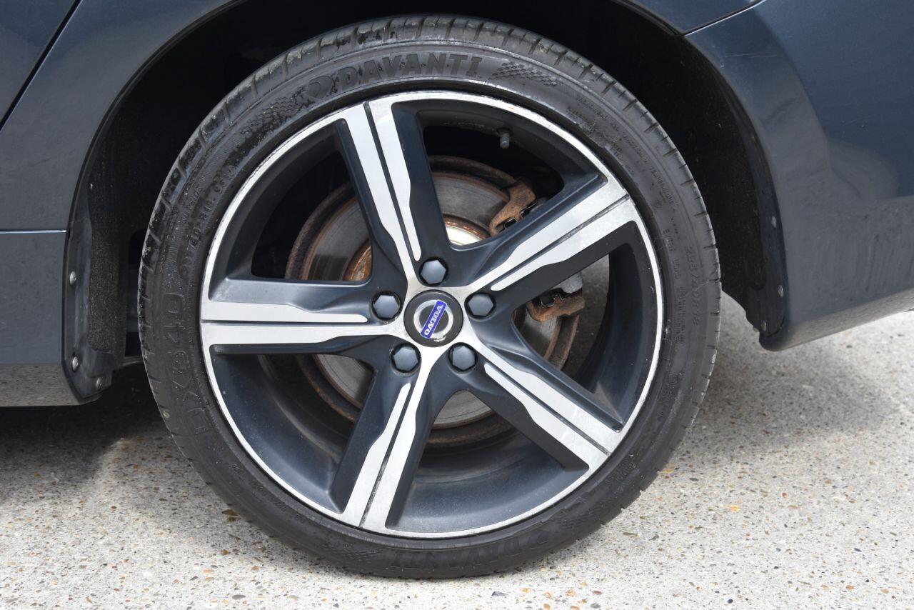 Volvo S60 view 55