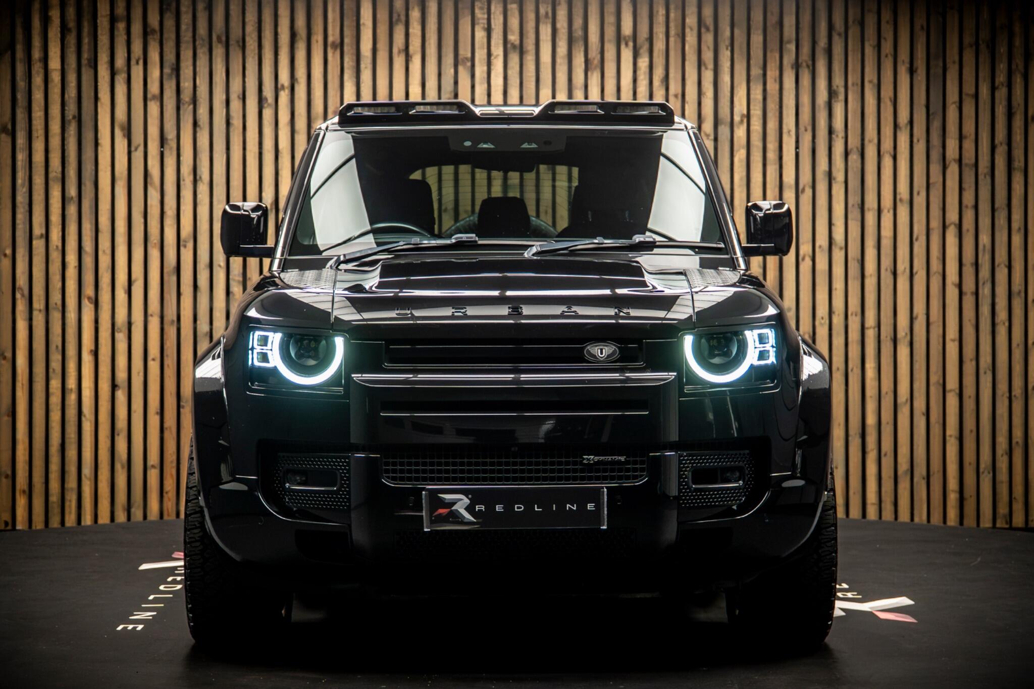 Land Rover Defender 110 view 5