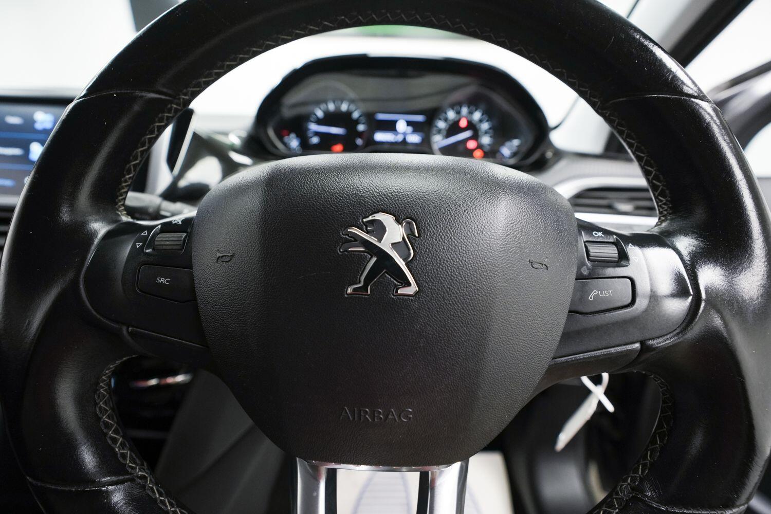 Peugeot 208 view 21