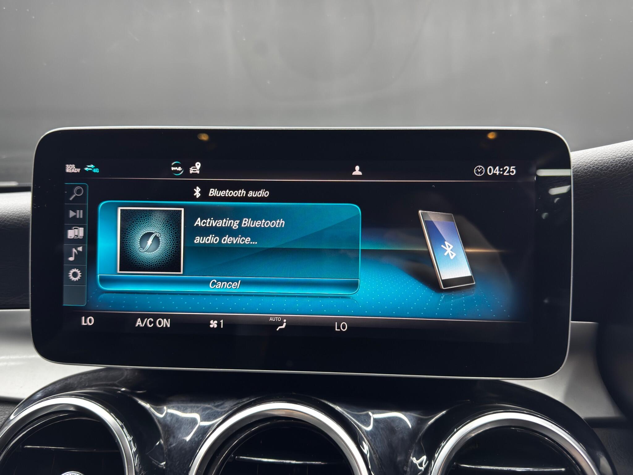 Mercedes-Benz C-Class view 31