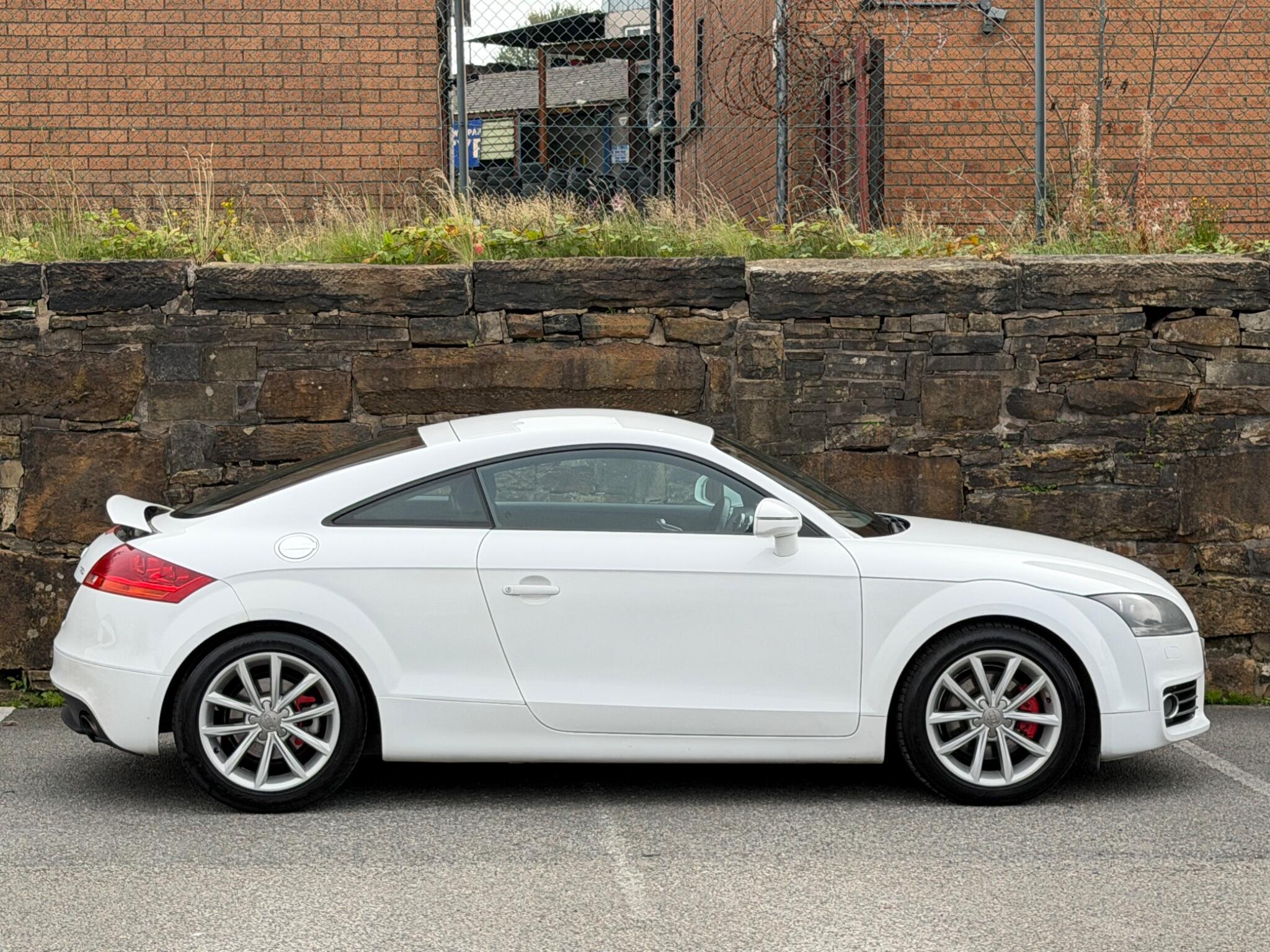 Audi TT view 8