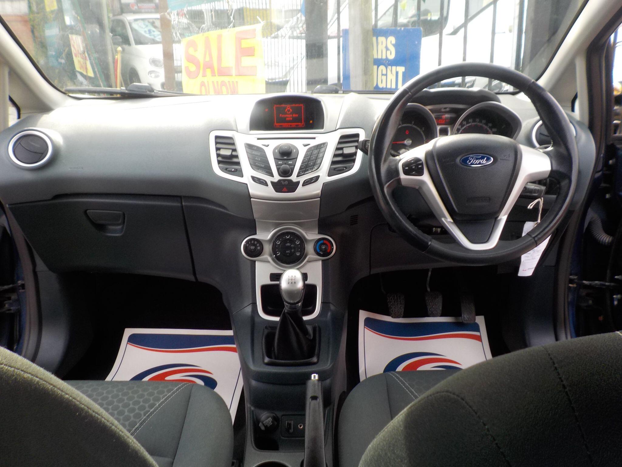 Ford Fiesta 1.4 Zetec 5dr