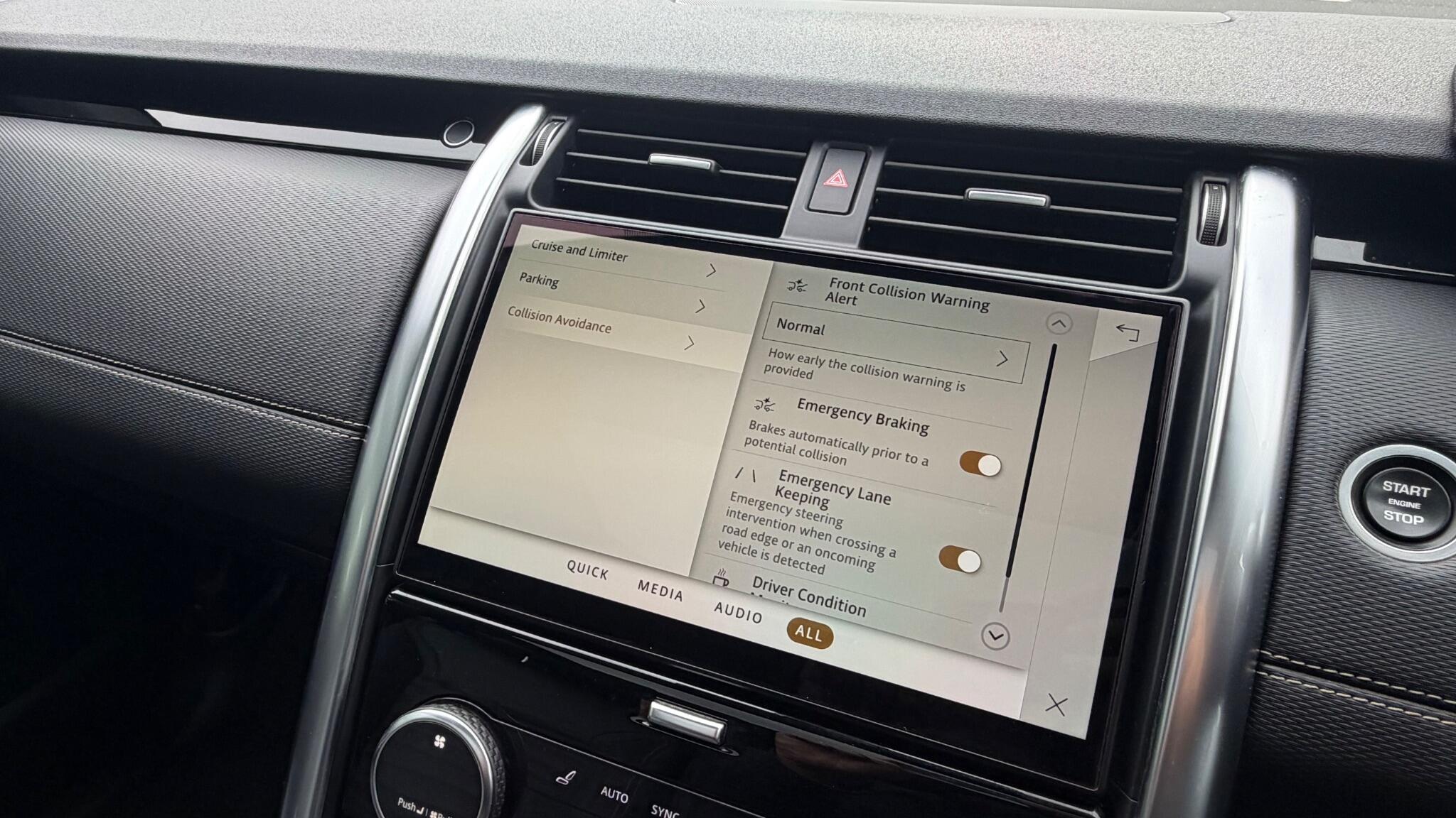 Land Rover Discovery view 21