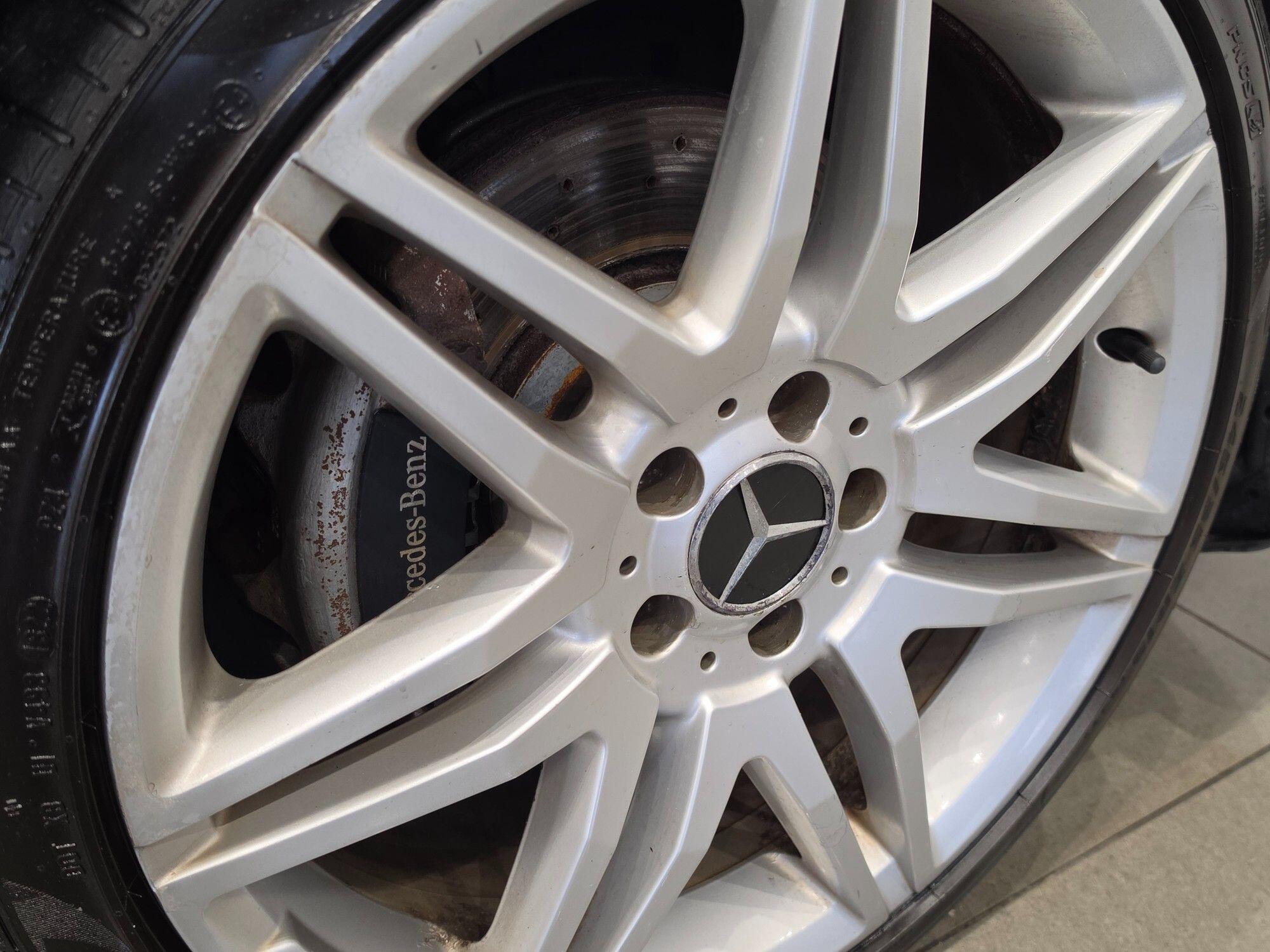 Mercedes-Benz E-Class view 89