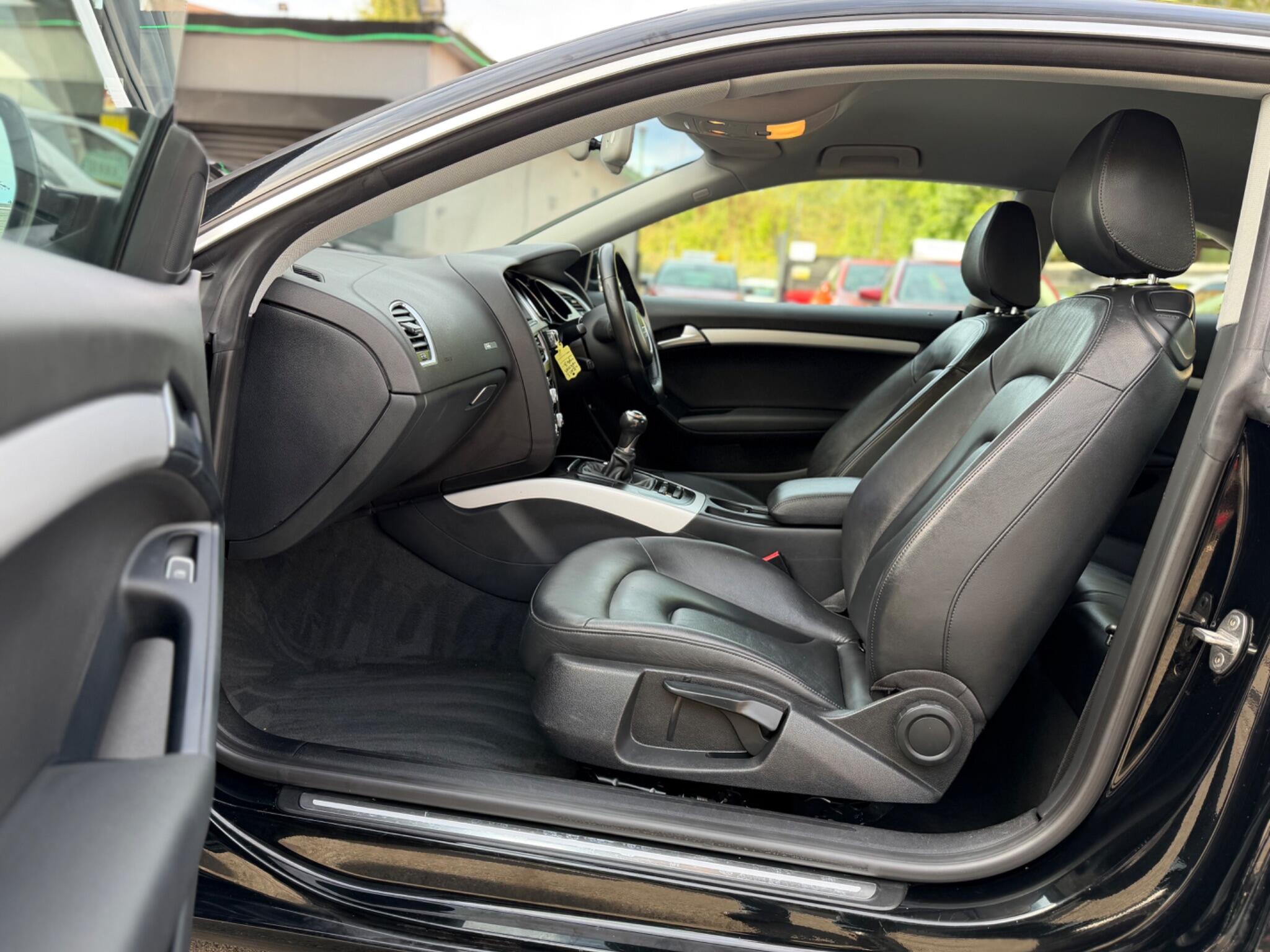 Audi A5 view 24
