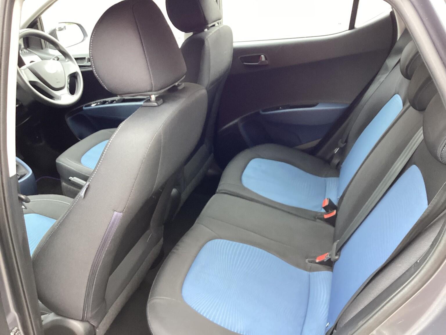 Hyundai I10 view 8