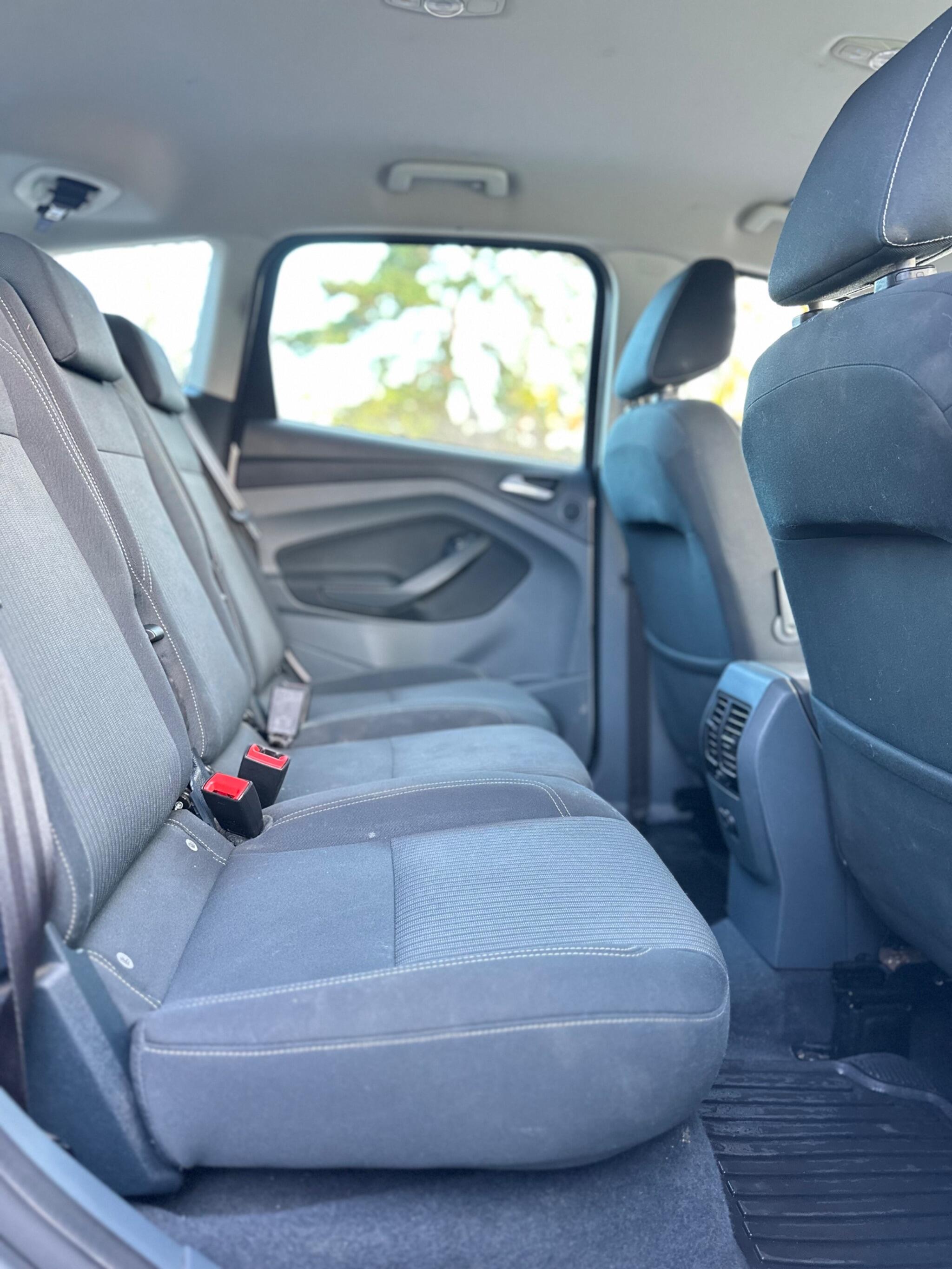2013 Ford C-Max 1.6 TDCi Titanium Euro 5 5dr • 109,000 miles image 16