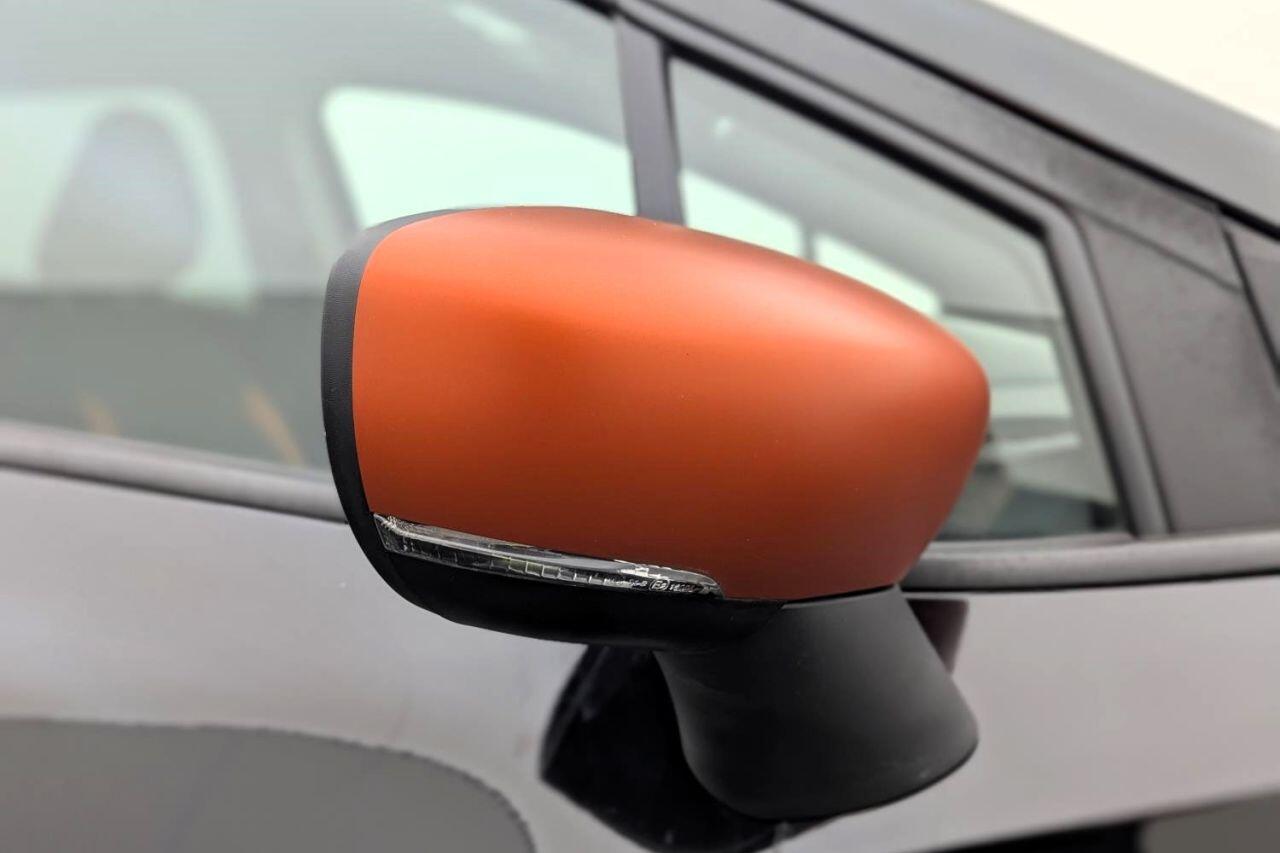 Nissan Micra view 38