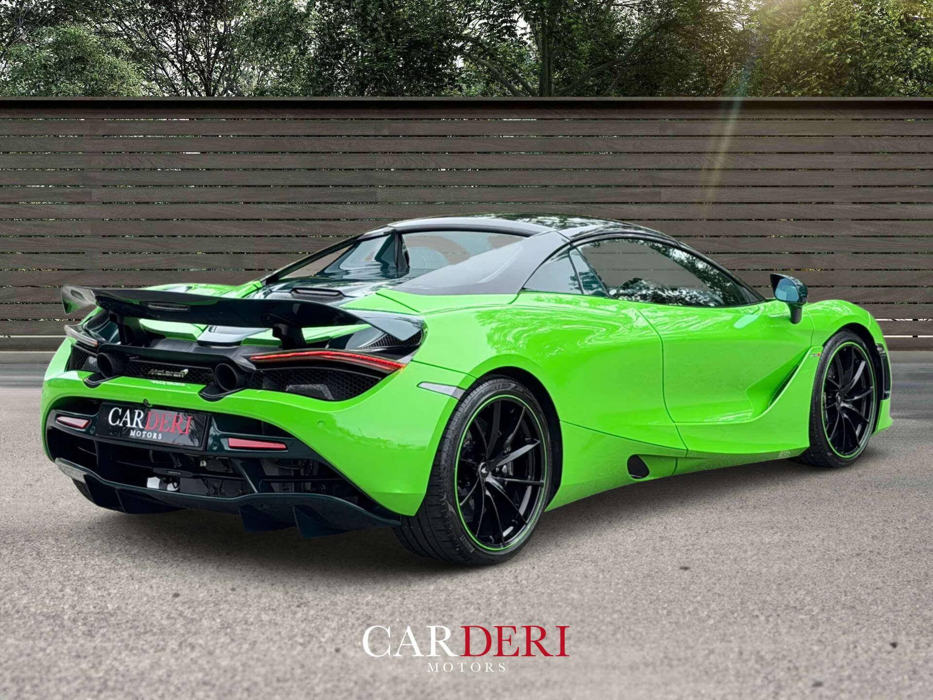Mclaren 720s view 32
