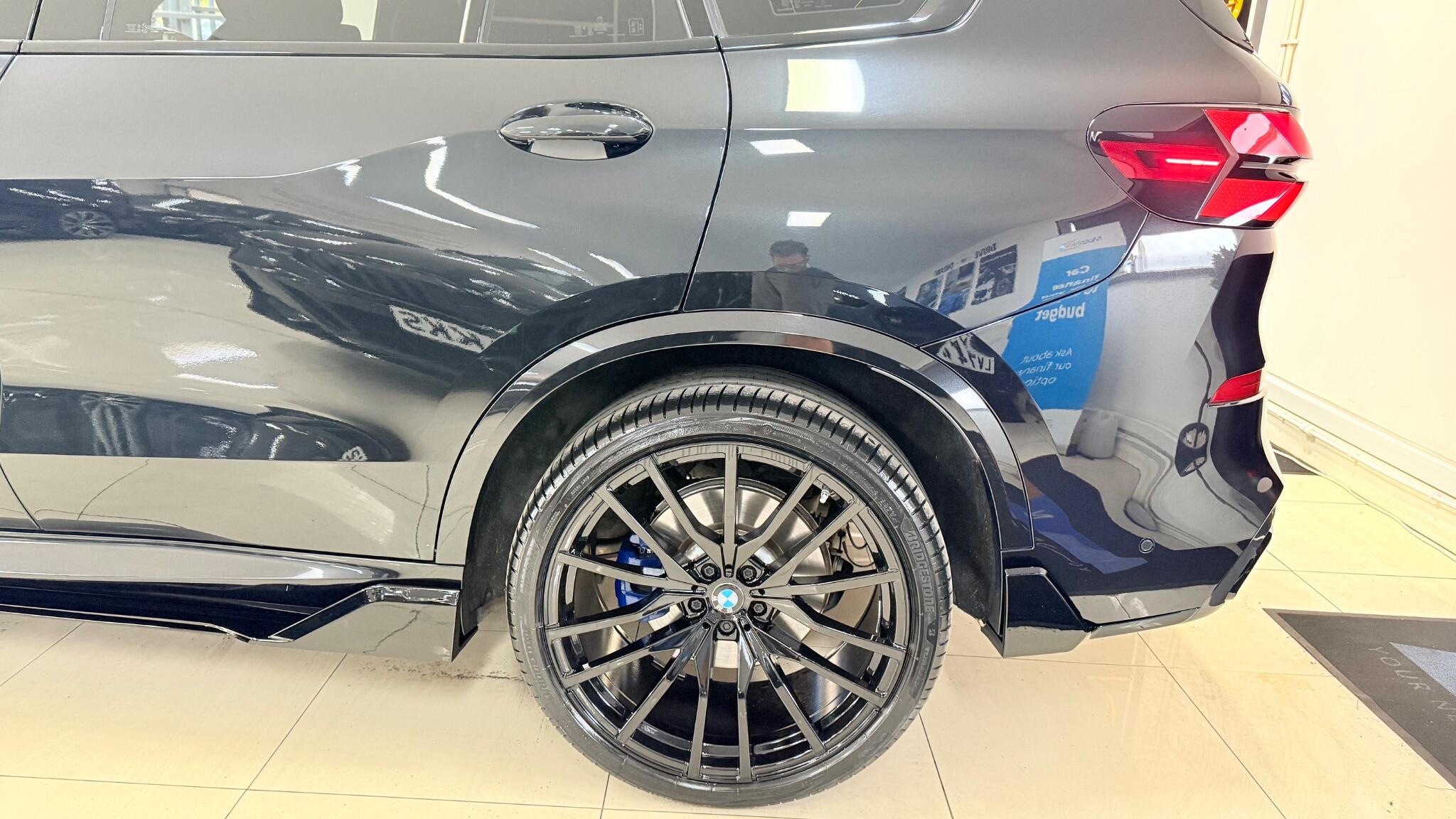BMW X5 view 58