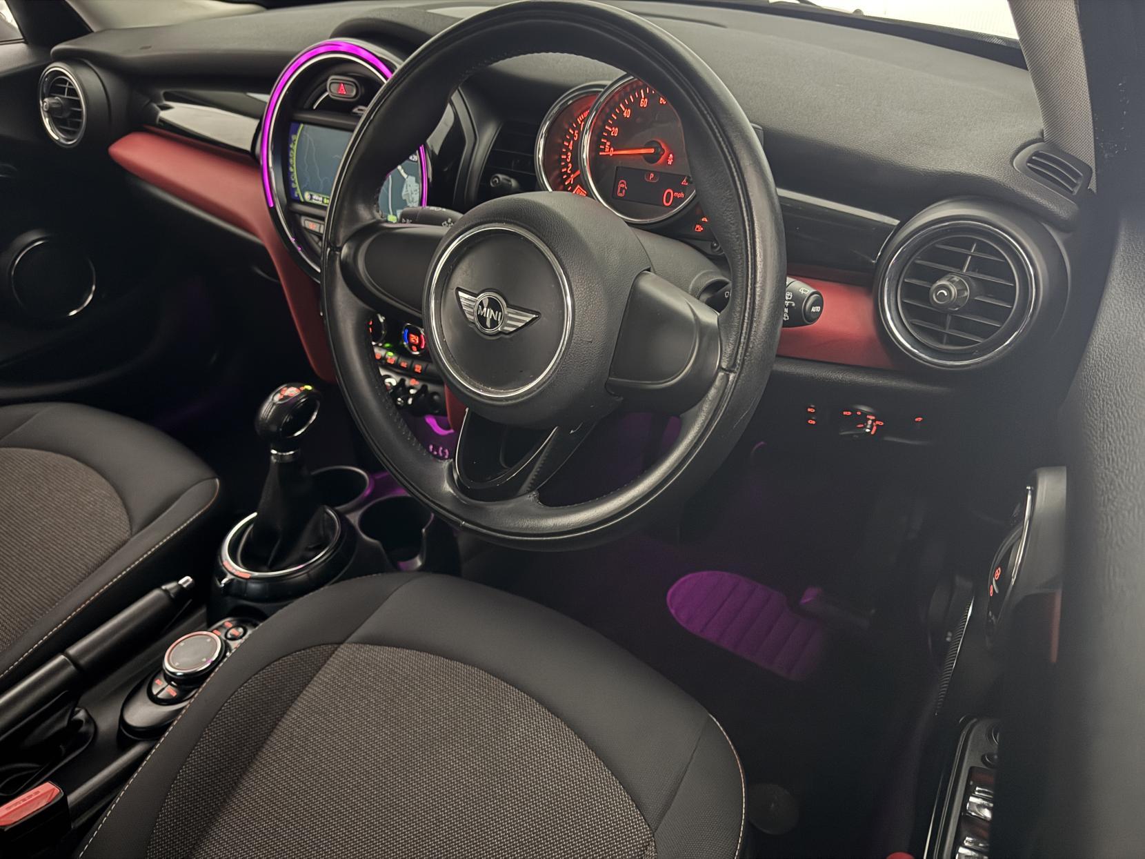 Mini Cooper view 61