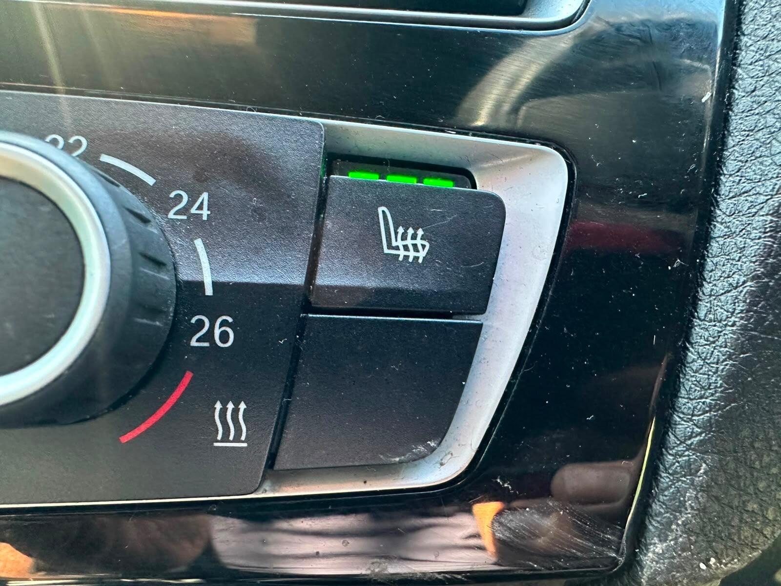 BMW 2 Series view 23