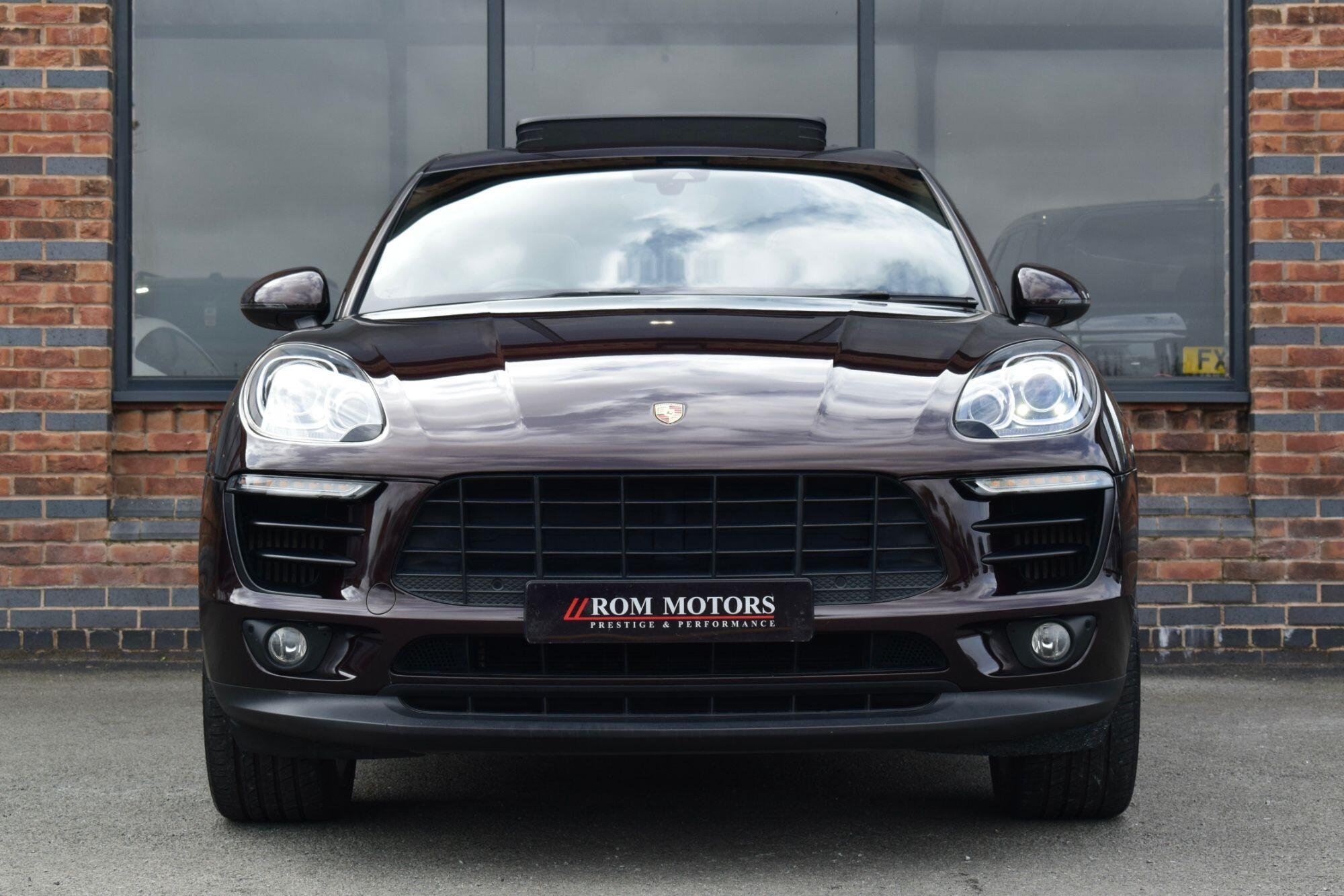 Porsche Macan view 43