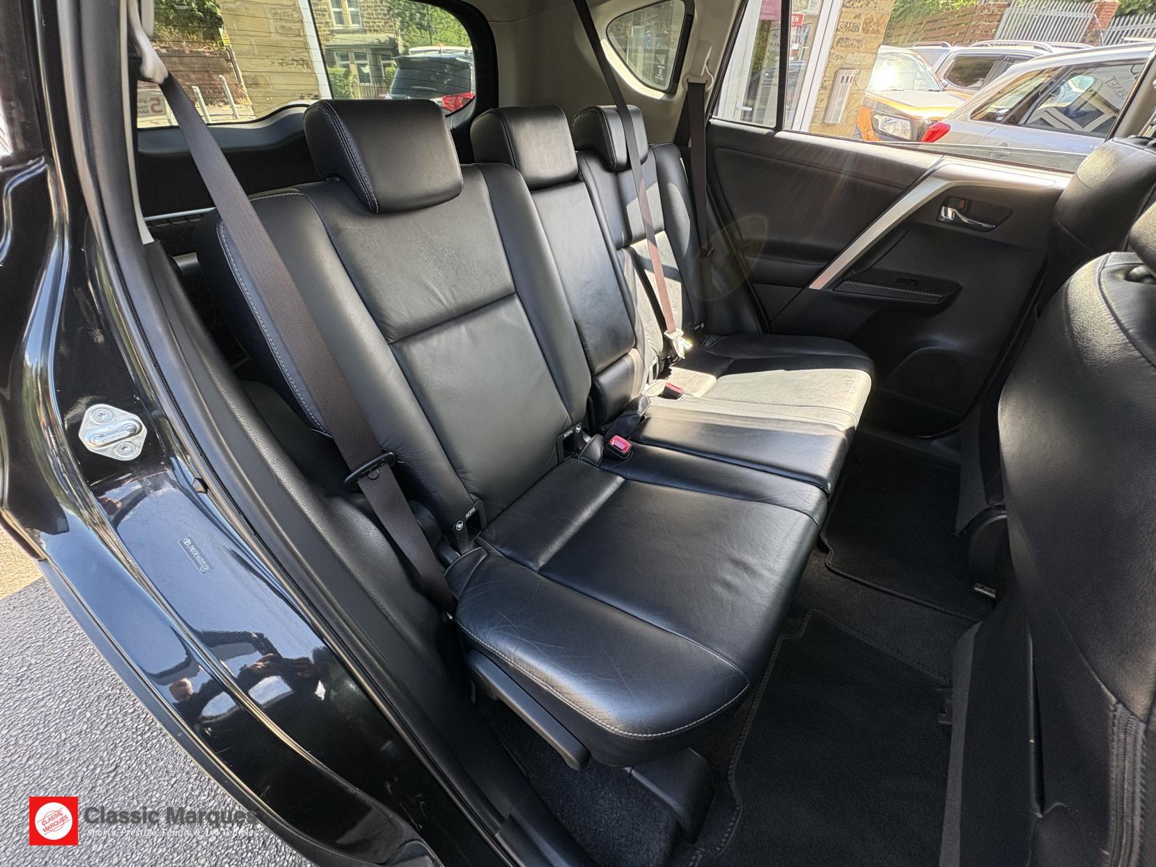 Toyota Rav4 view 23