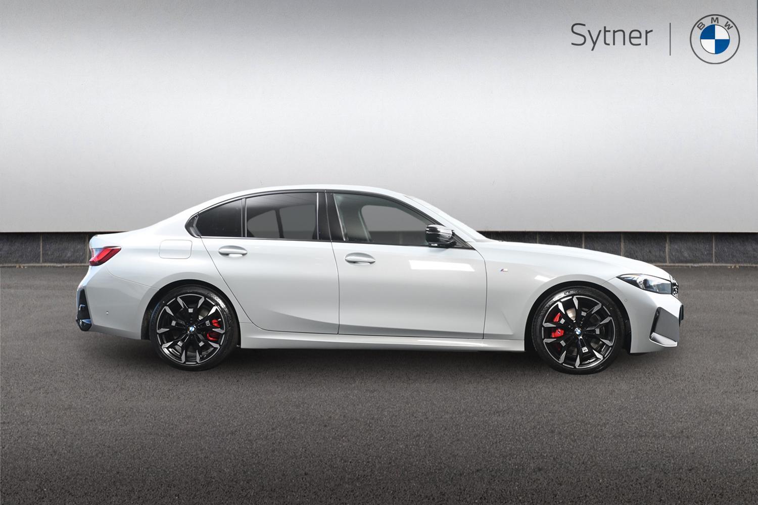 BMW 3 Series view 3