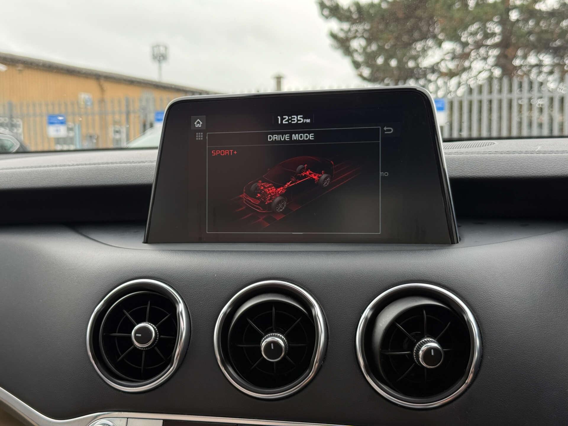 Kia Stinger view 73