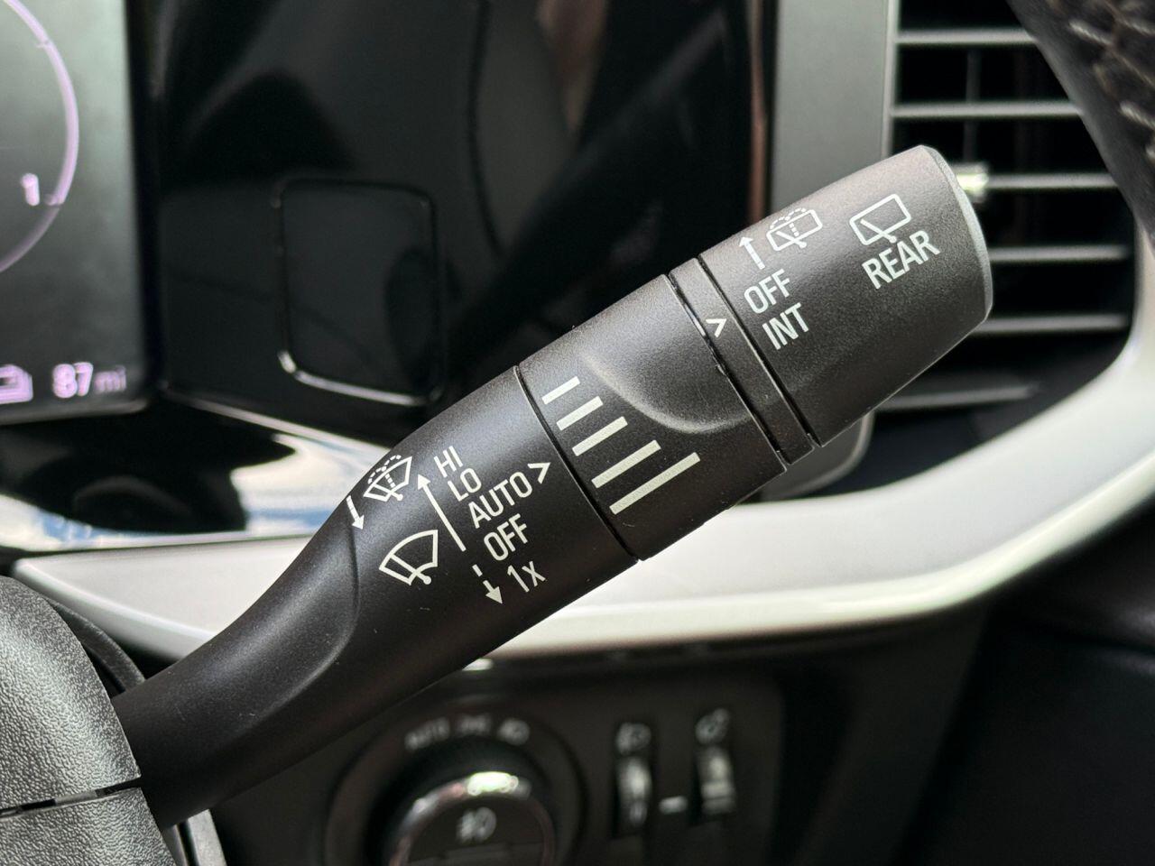 Vauxhall Mokka Electric view 34