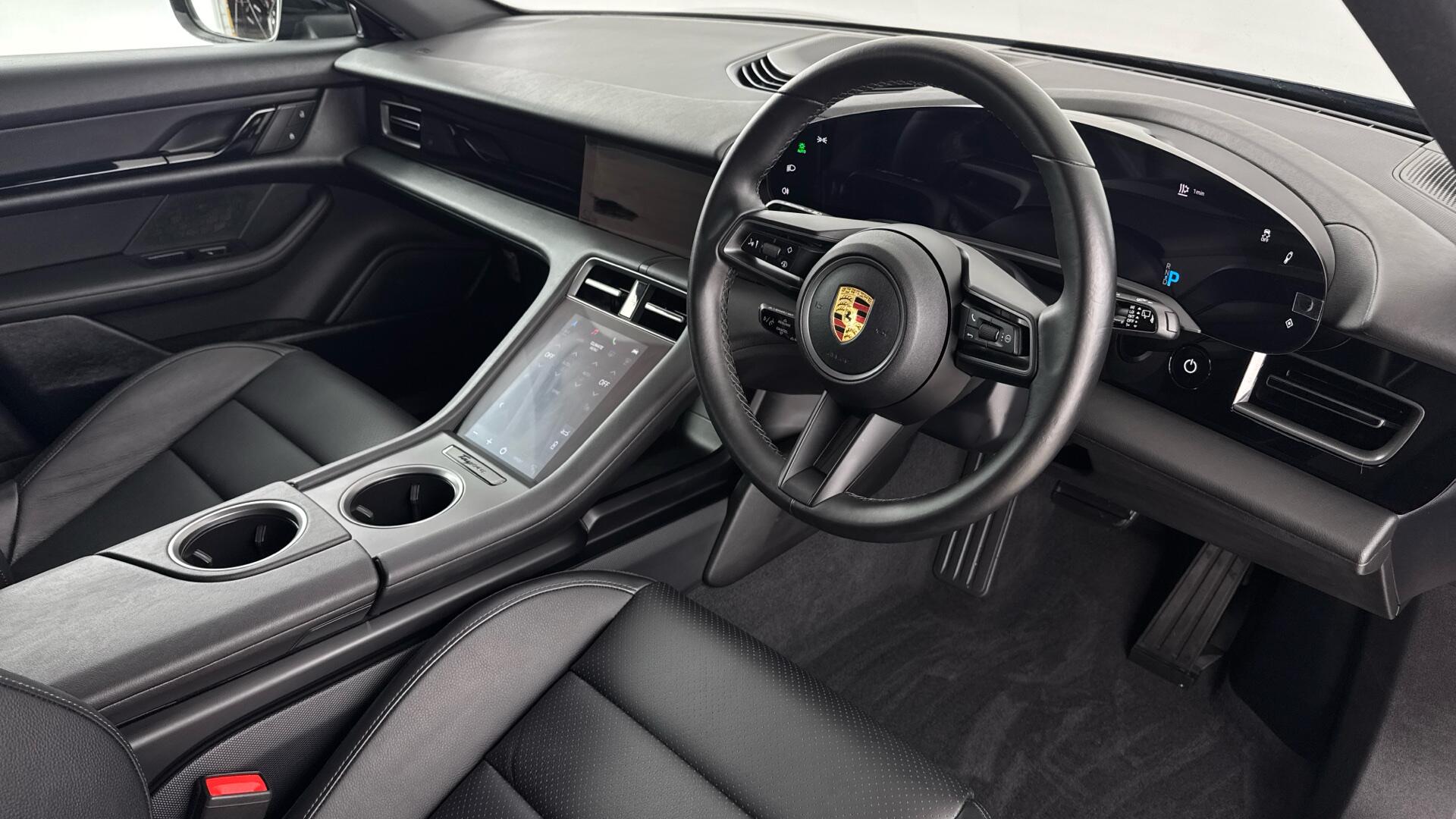 Porsche Taycan view 9