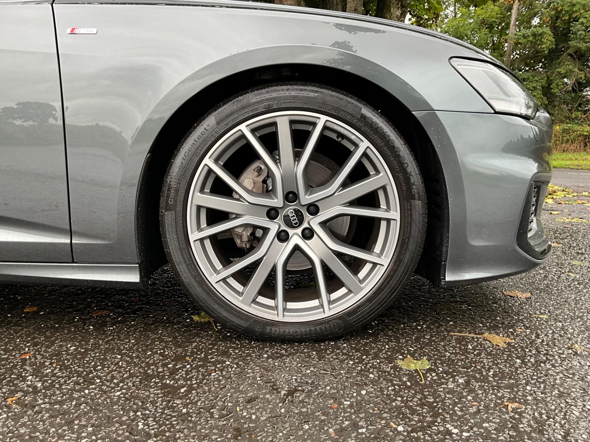 Audi A6 Avant view 25