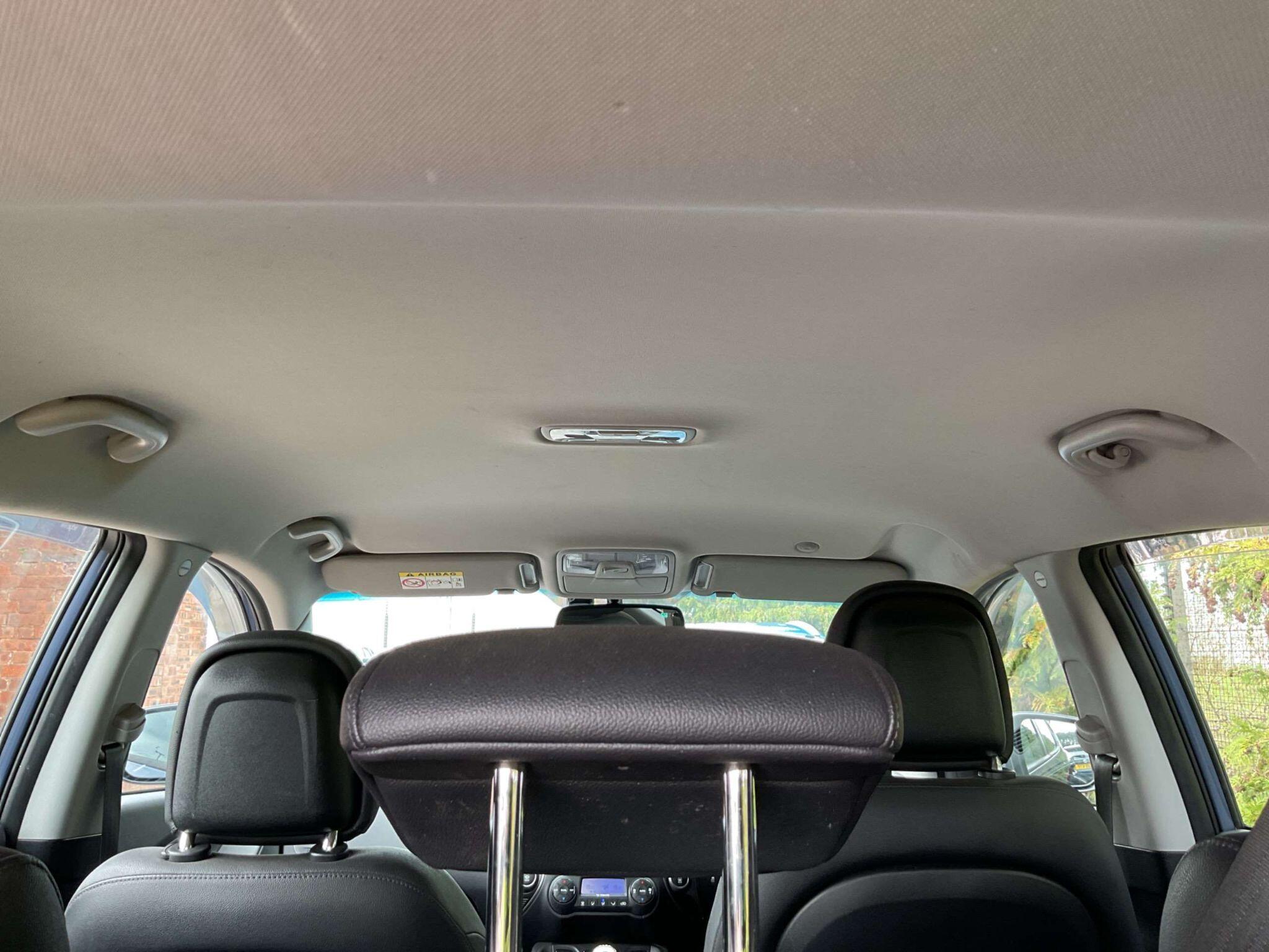 Hyundai Ix35 view 6