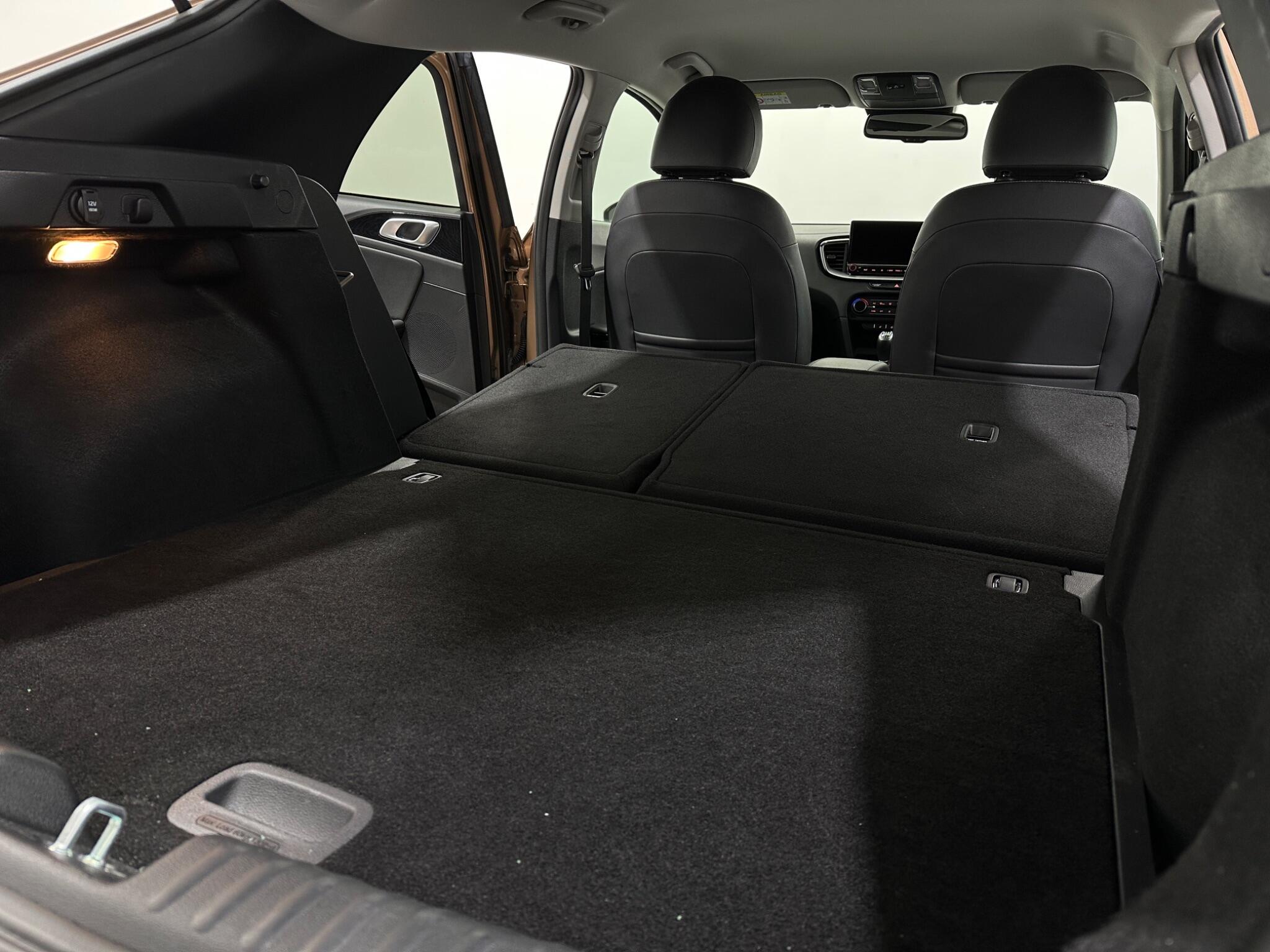 Kia XCeed view 45