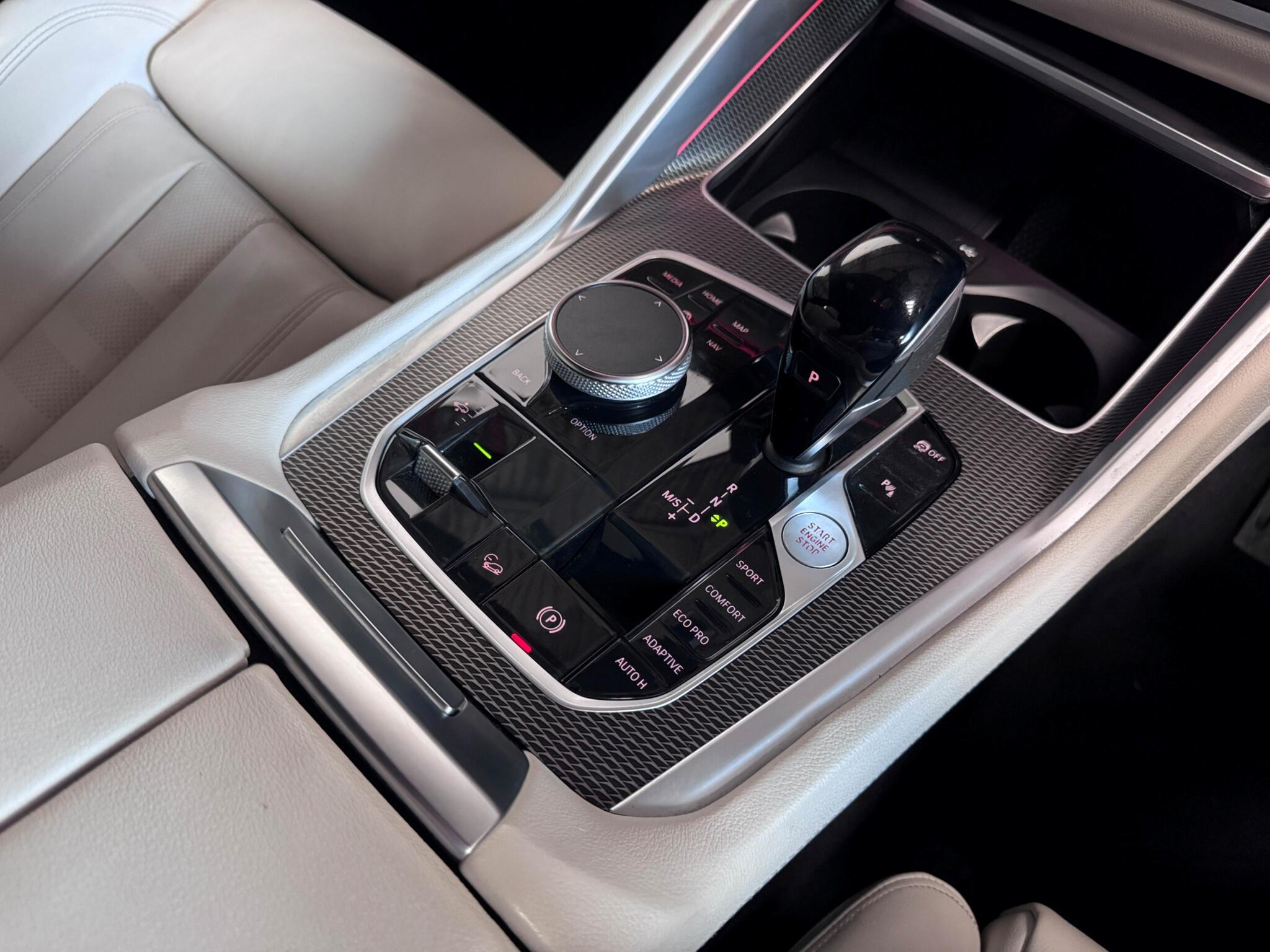 BMW X6 view 39