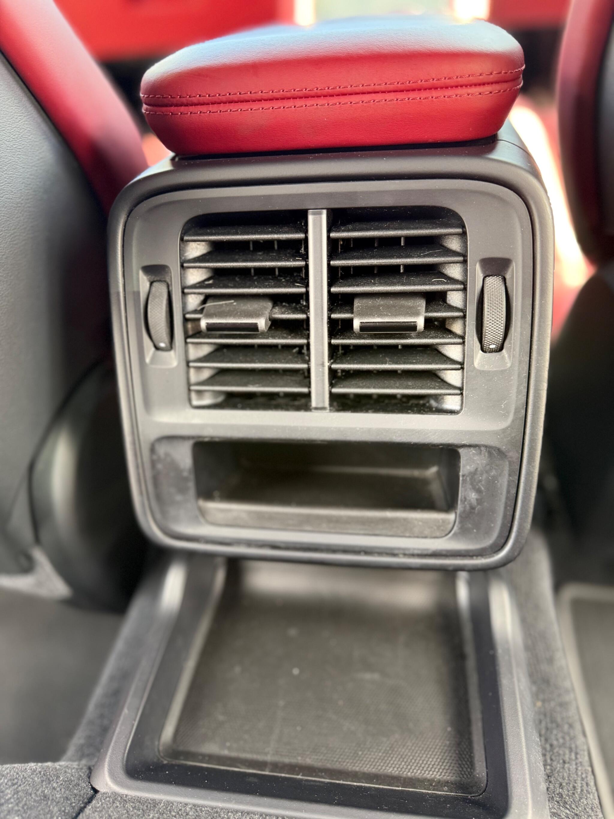 Porsche Taycan view 34