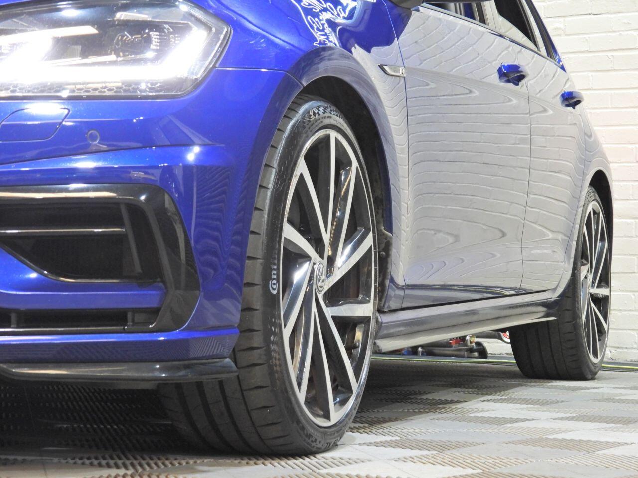 Volkswagen Golf view 5