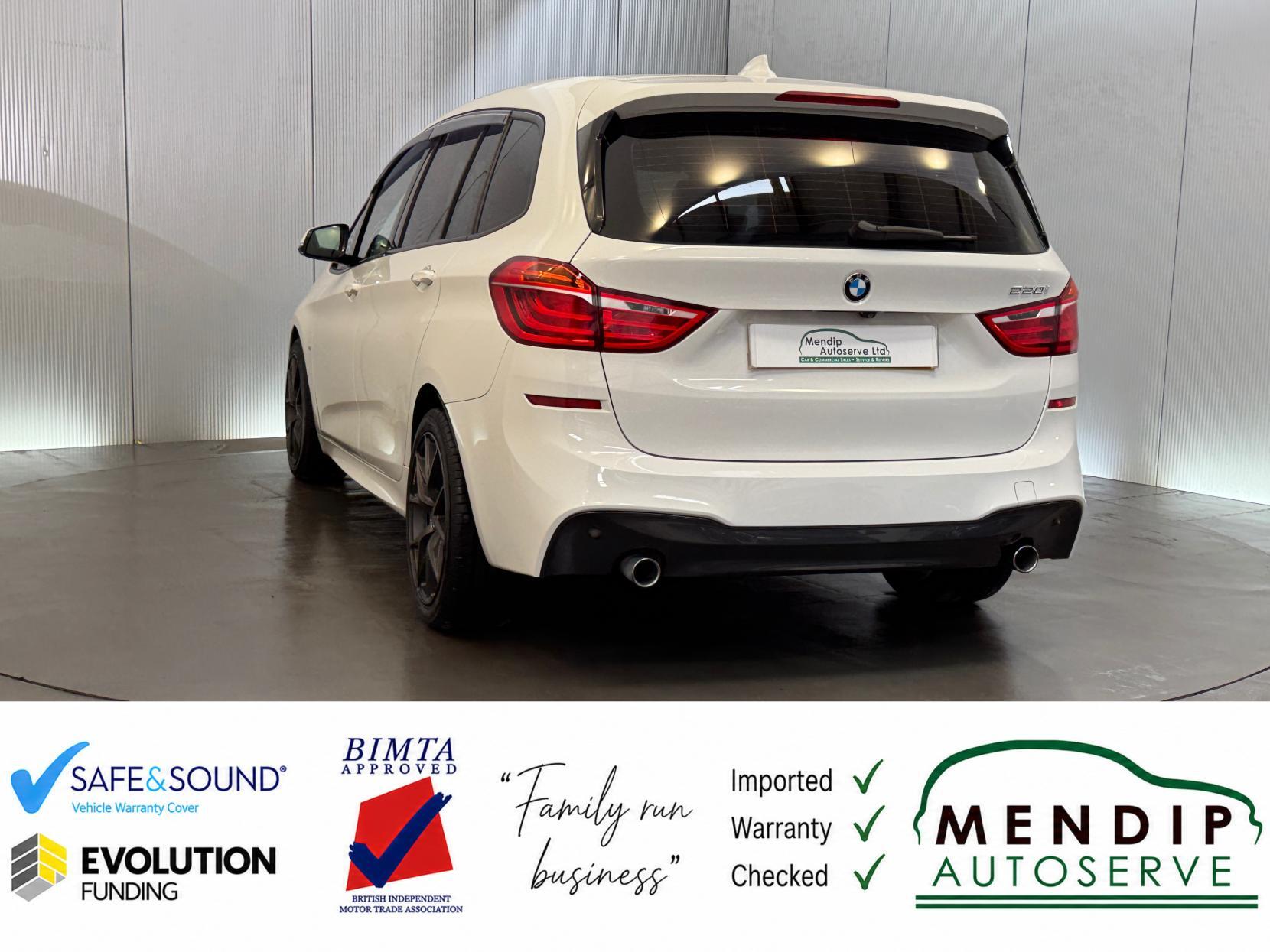 BMW 2 Series view 18