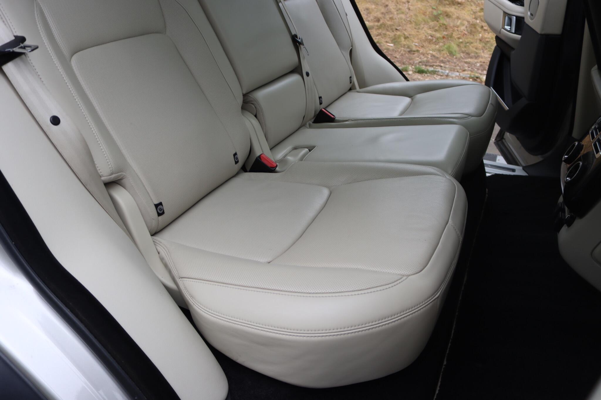 Land Rover Range Rover view 52