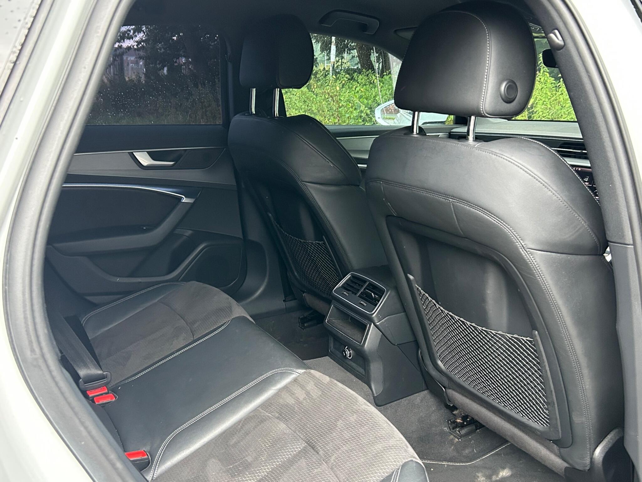 Audi A6 view 25