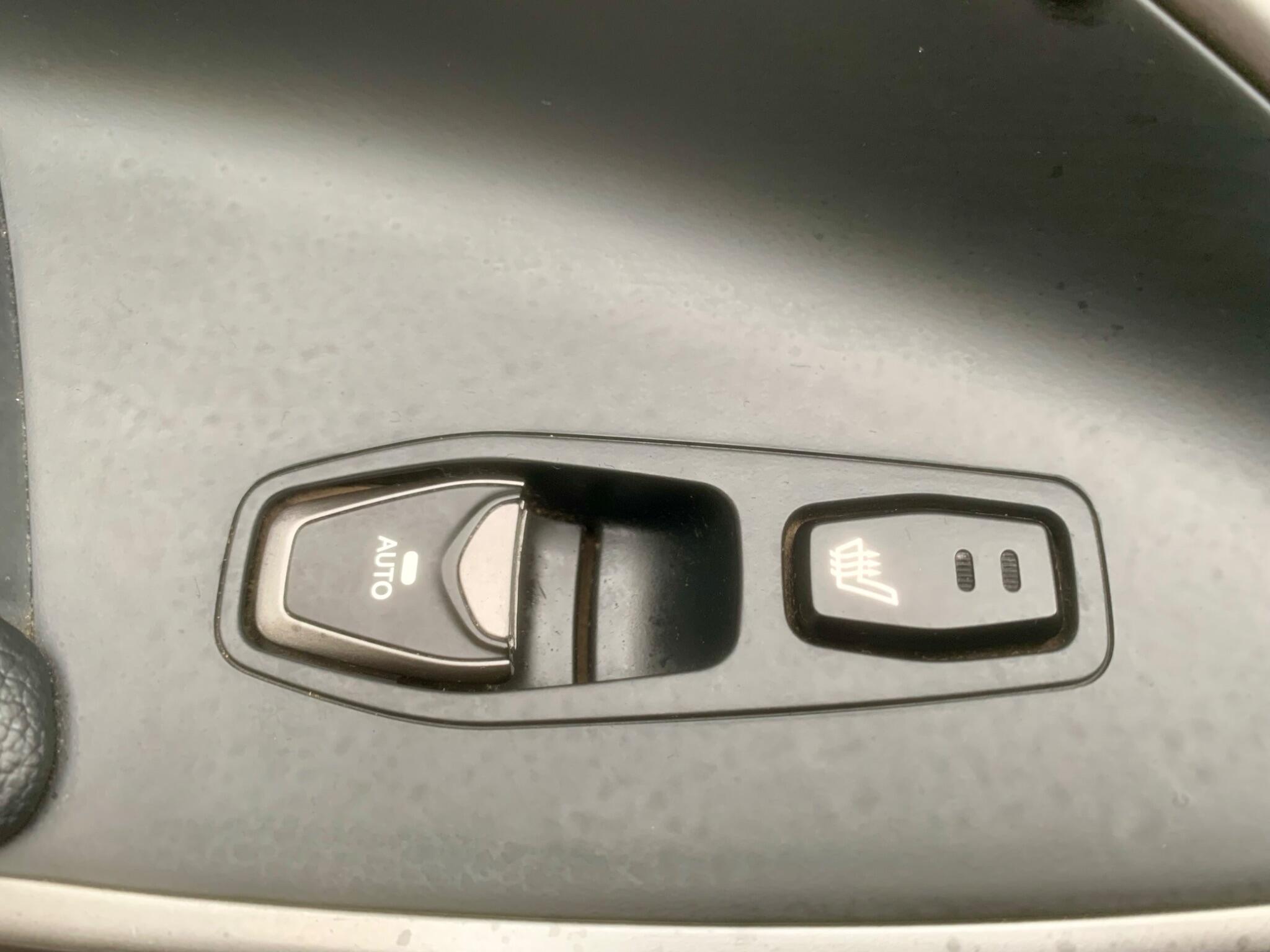 Hyundai Santa Fe view 60