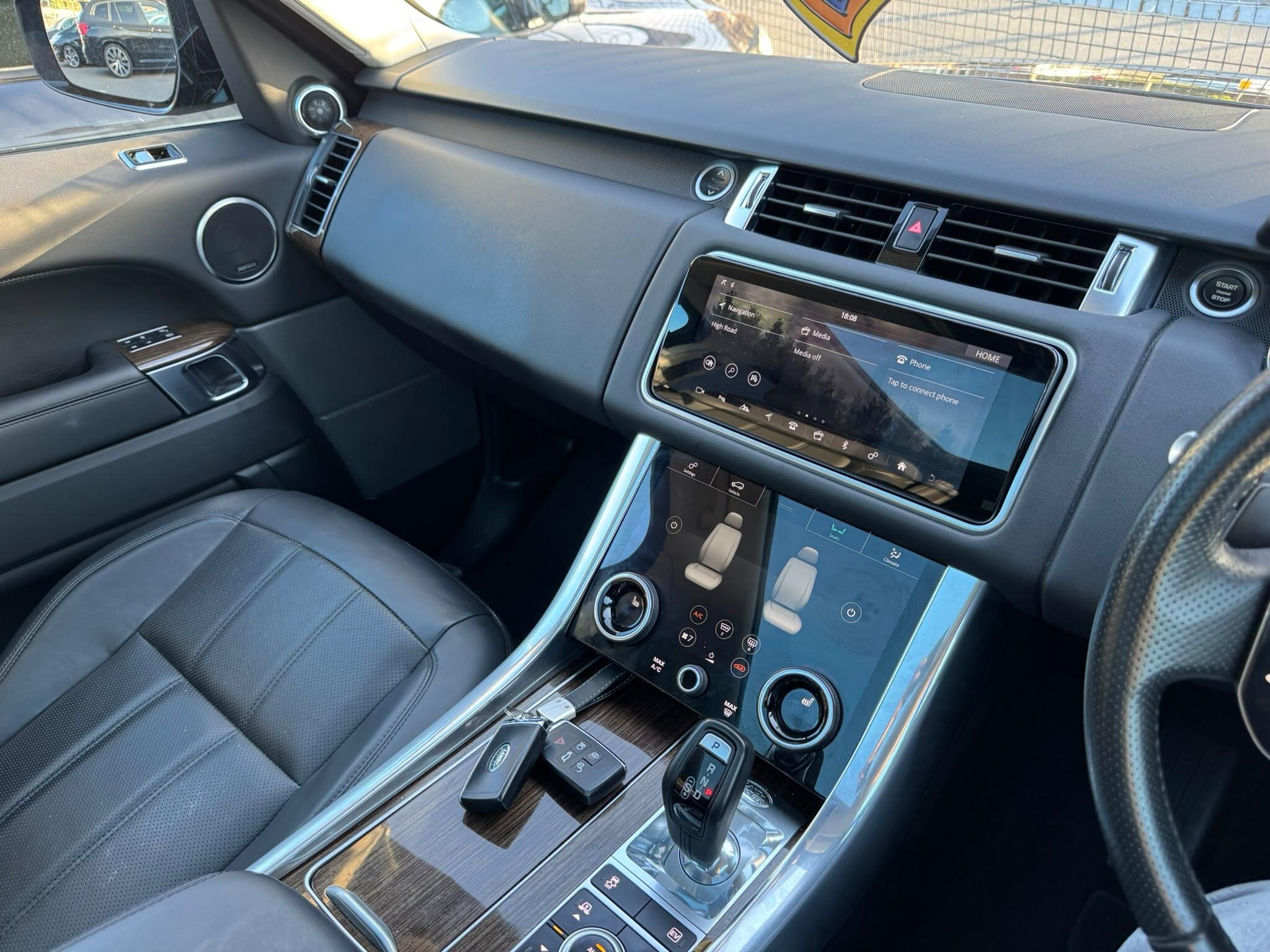 Land Rover Range Rover Sport view 40