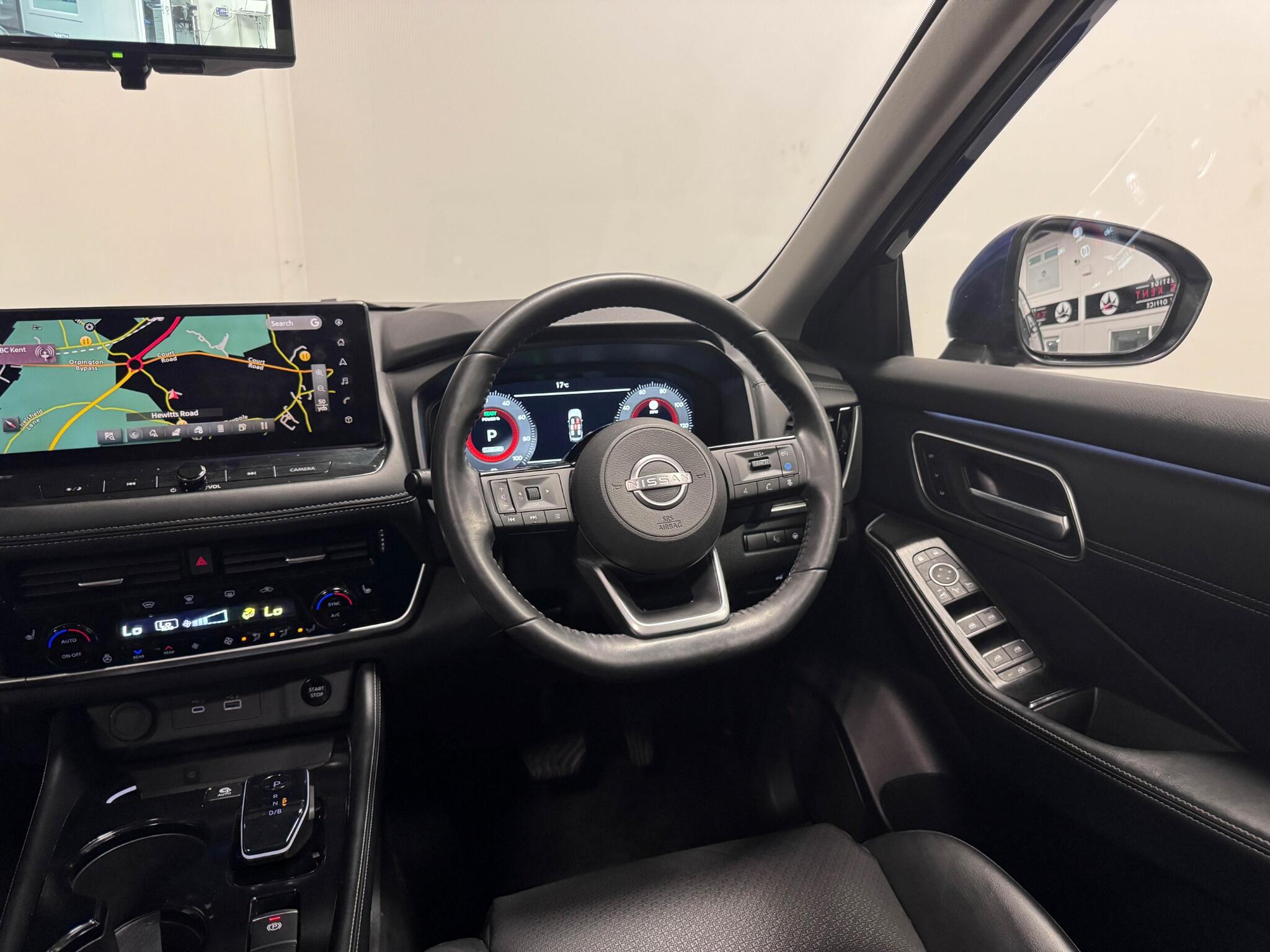 Nissan X-Trail view 29