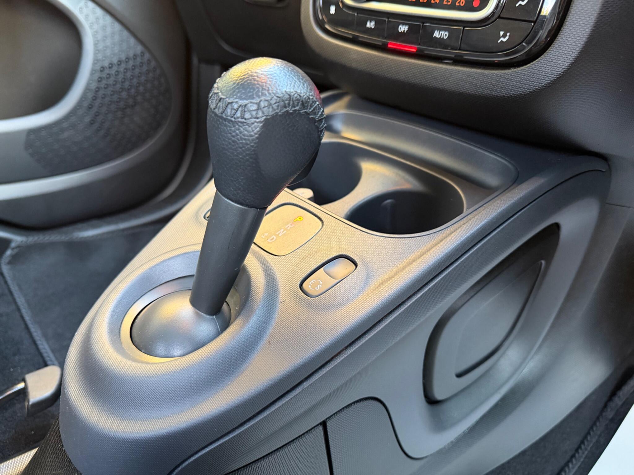 smart Fortwo view 17