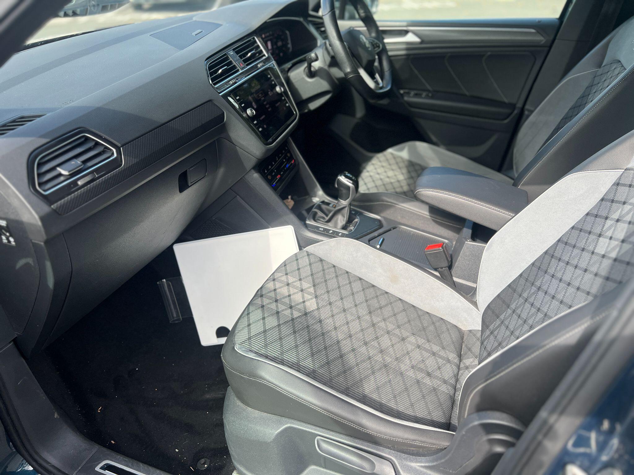 Volkswagen Tiguan view 27