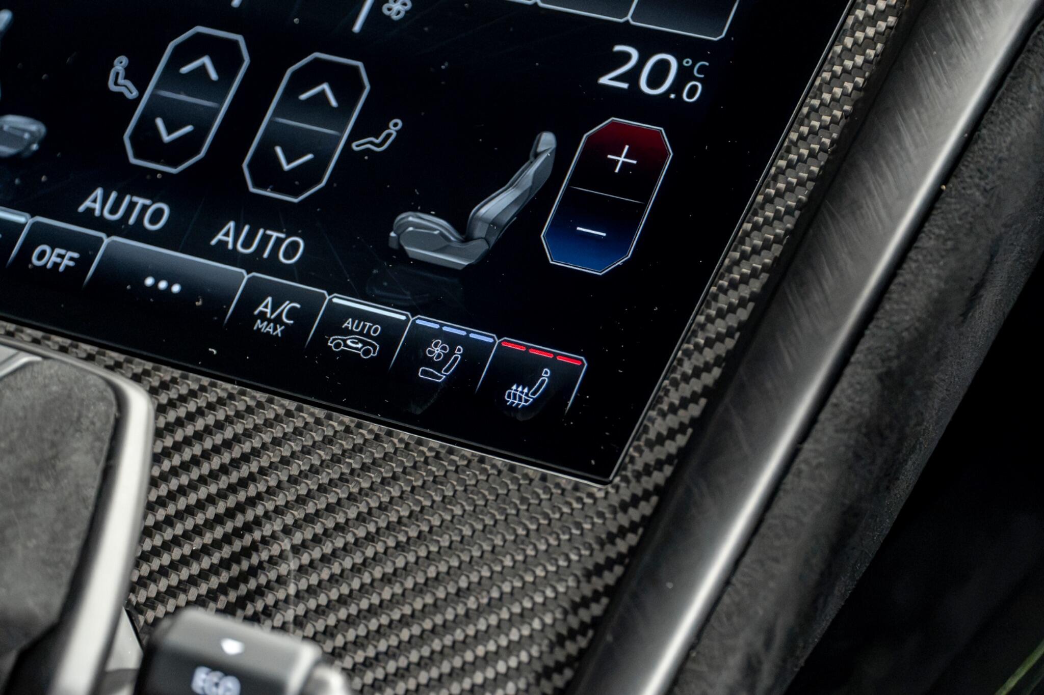 Lamborghini Urus view 40