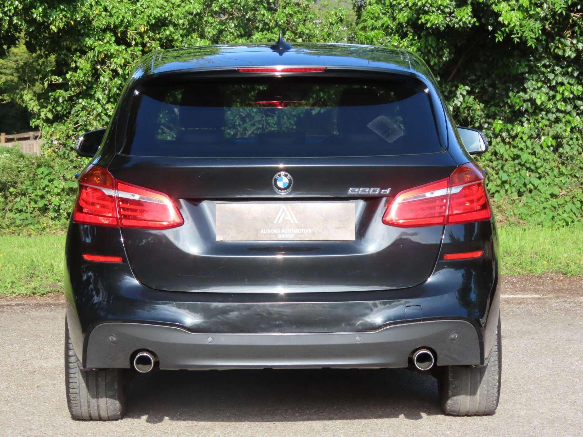 BMW 2 Series view 6