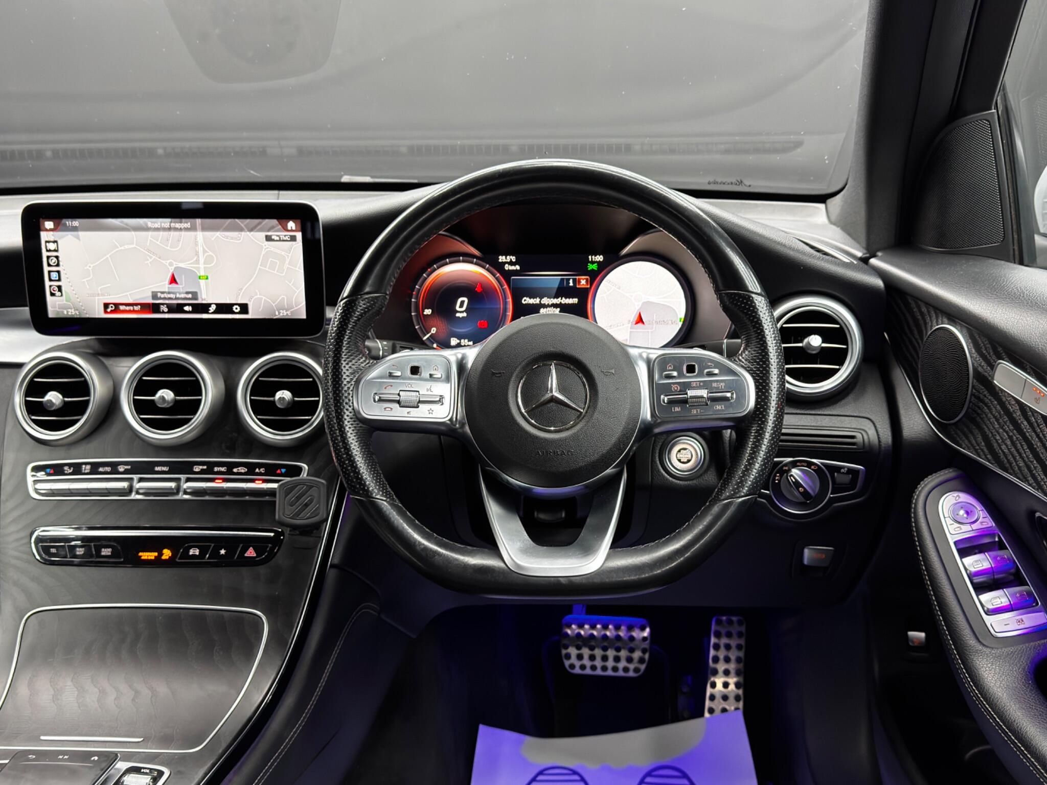 Mercedes-Benz GLC view 19