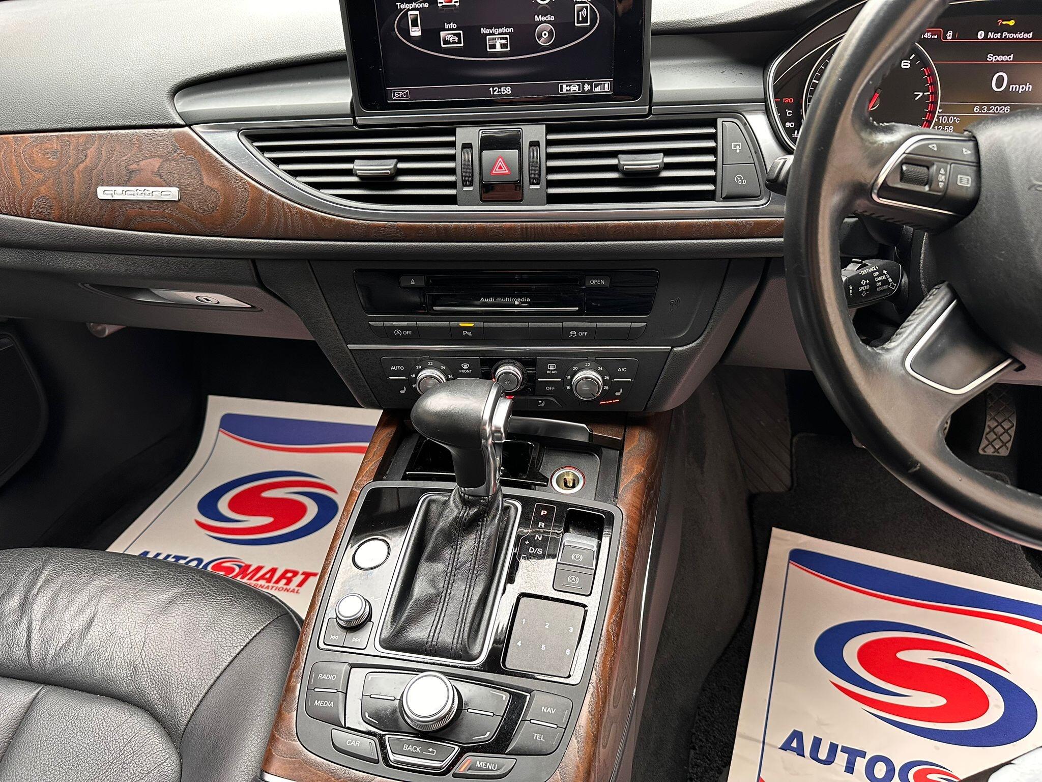 Audi A6 Avant view 13